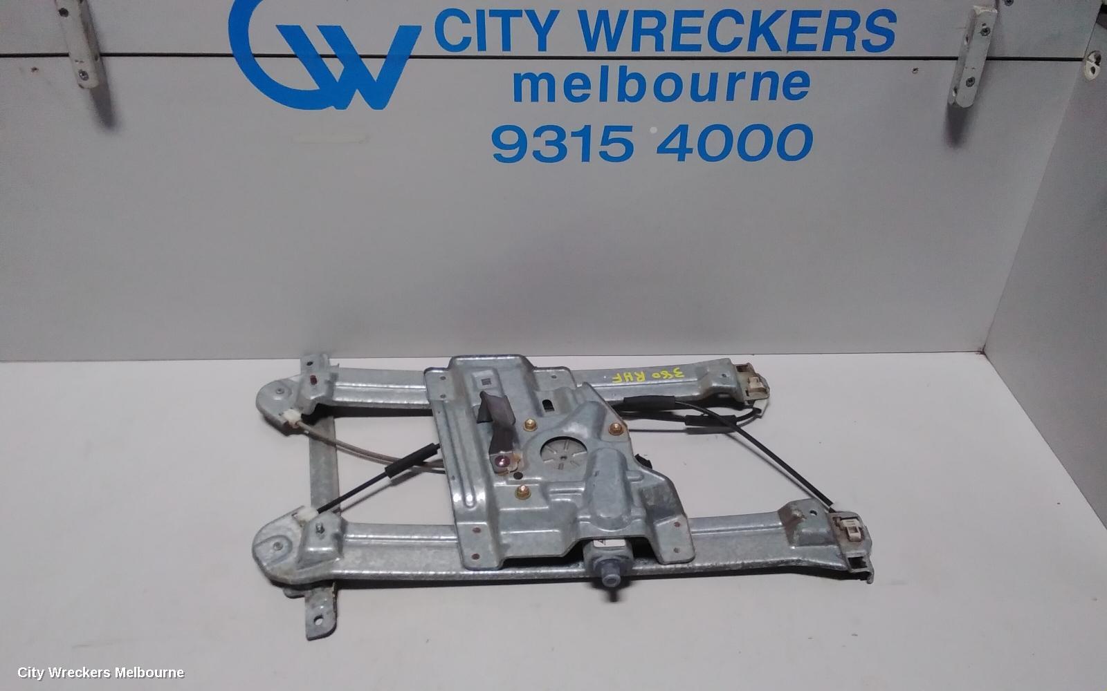 MITSUBISHI 380 RIGHT FRONT WINDOW REG/MOTOR, DB, ELECTRIC, 09/2005 - 03/2008 - Image 1