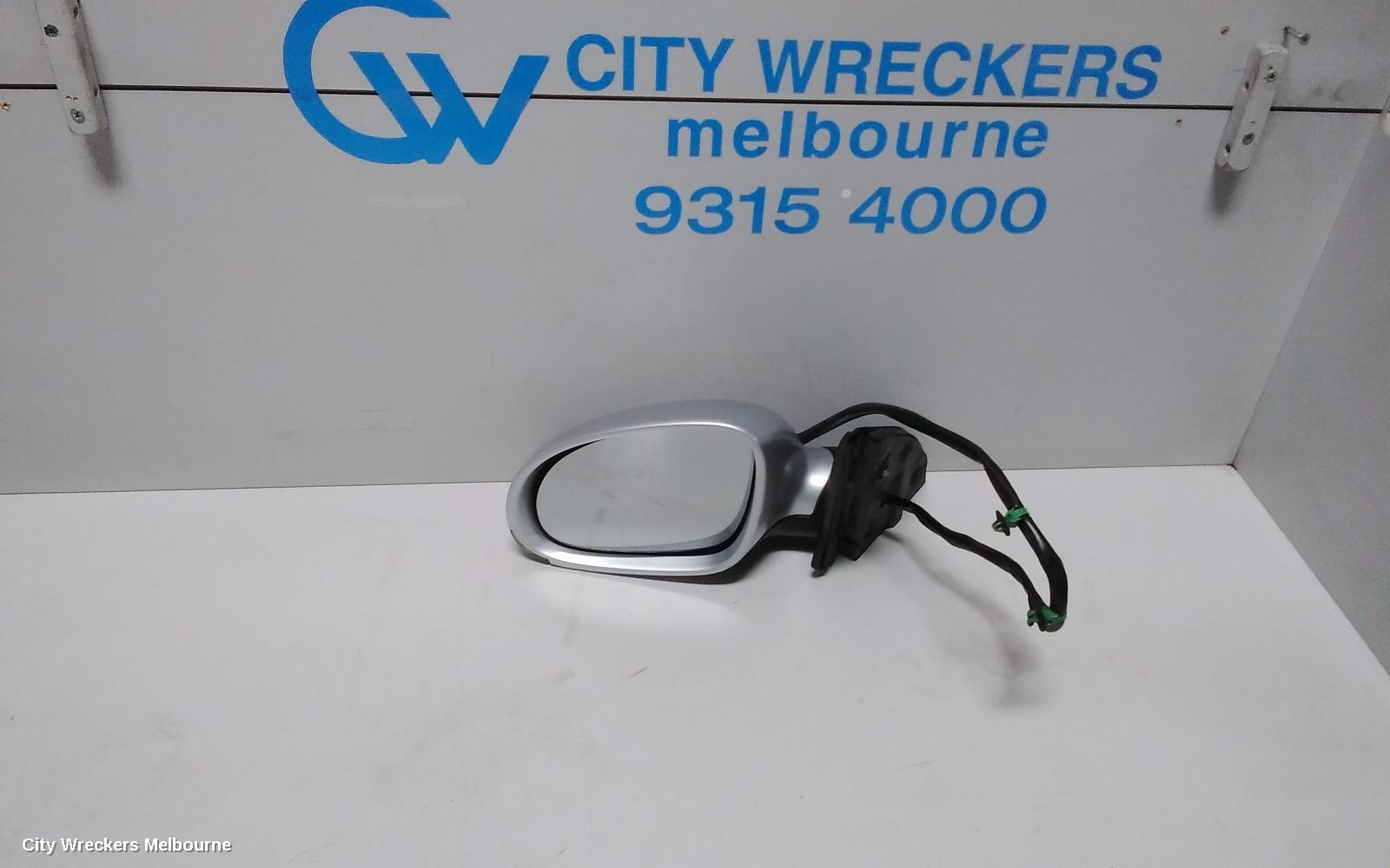 VOLKSWAGEN JETTA LEFT DOOR MIRROR, 1KM, HEATED & W/ MEMORY TYPE, 10 WIRES, 02/2006 - 07/2011 - Image 1