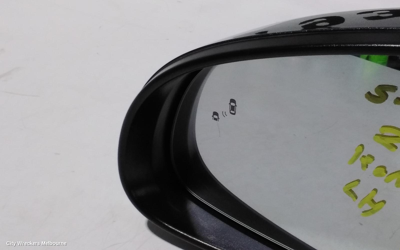 HYUNDAI KONA LEFT DOOR MIRROR, OS, HEATED, POWER FOLD, W/ BLIND SPOT TYPE, COLOUR CODED, 09/2017 - 07/2023 - Image 3