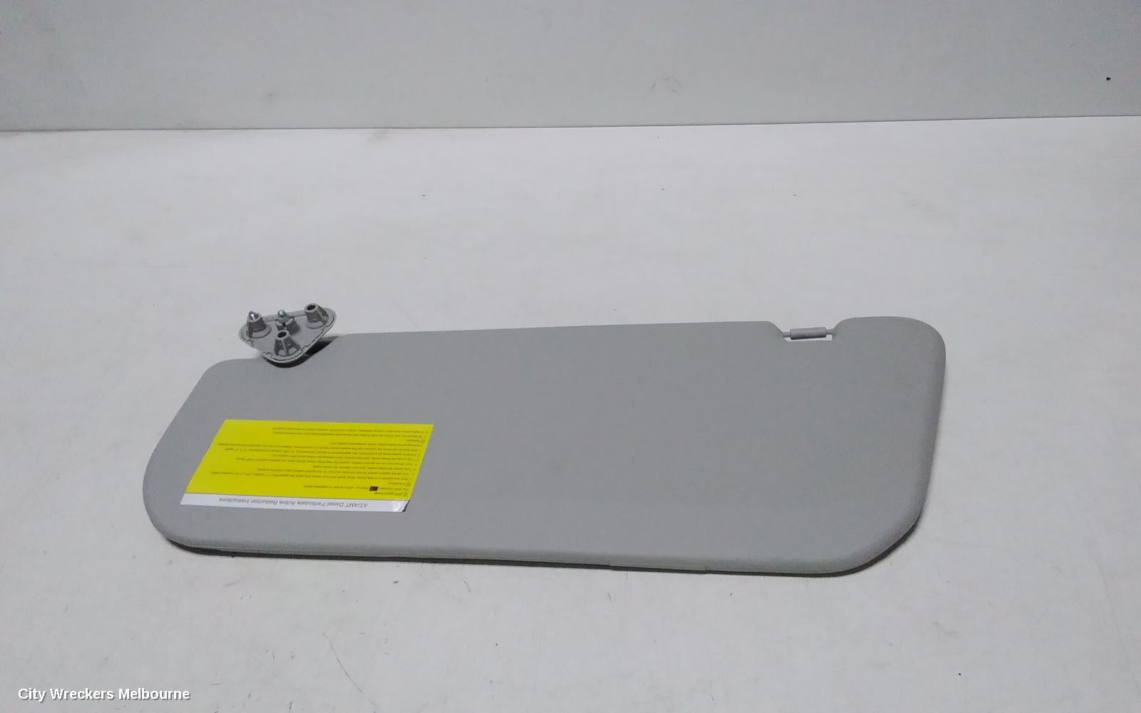 LDV DELIVER 9 SUNVISOR, RH SIDE, 07/2020 ONWARDS - Image 3