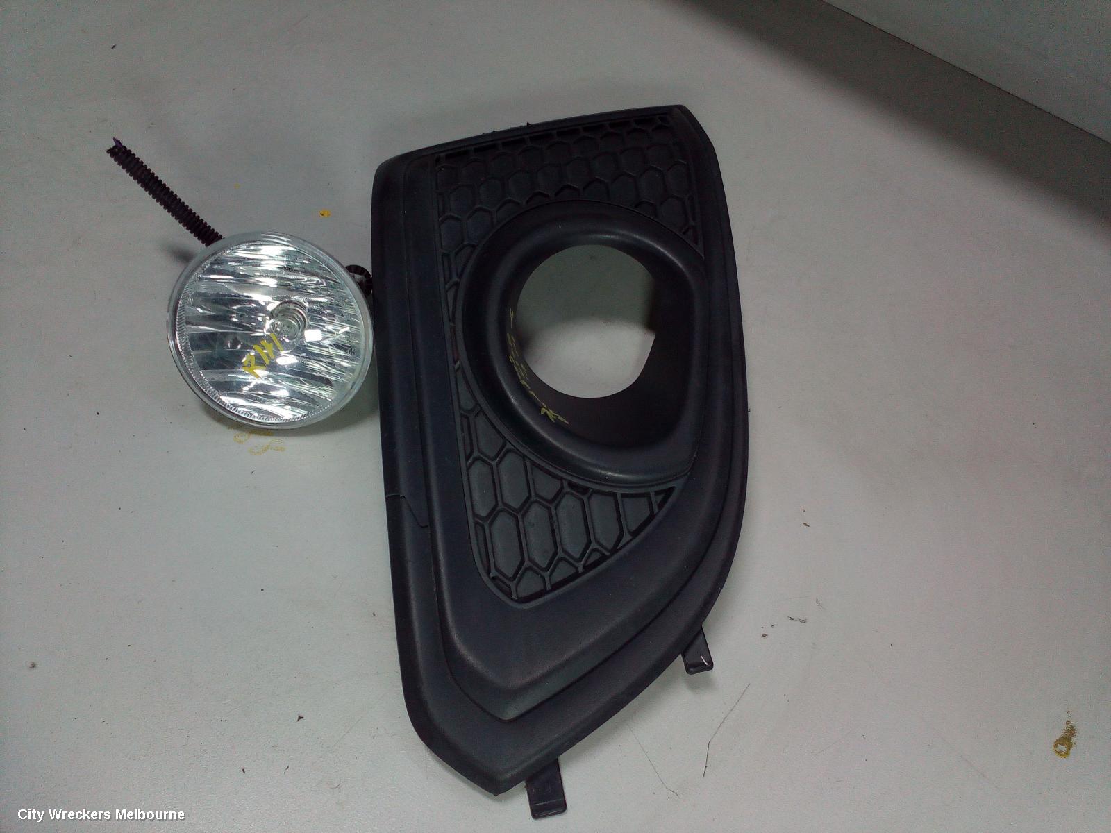 HOLDEN CAPTIVA RIGHT INDICATOR/FOG/SIDE, BUMPER FOGLAMP, CG, 01/2011 - 06/2018 - Image 2