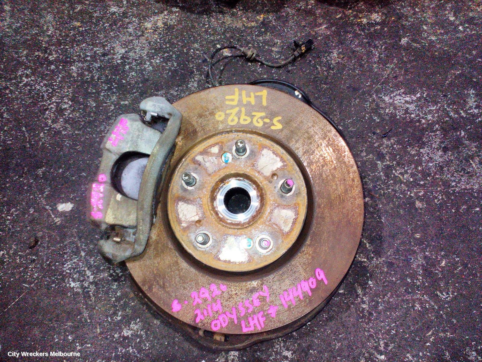 HONDA ODYSSEY LEFT FRONT HUB ASSEMBLY, RC1, 02/2014 - 03/2022 - Image 1