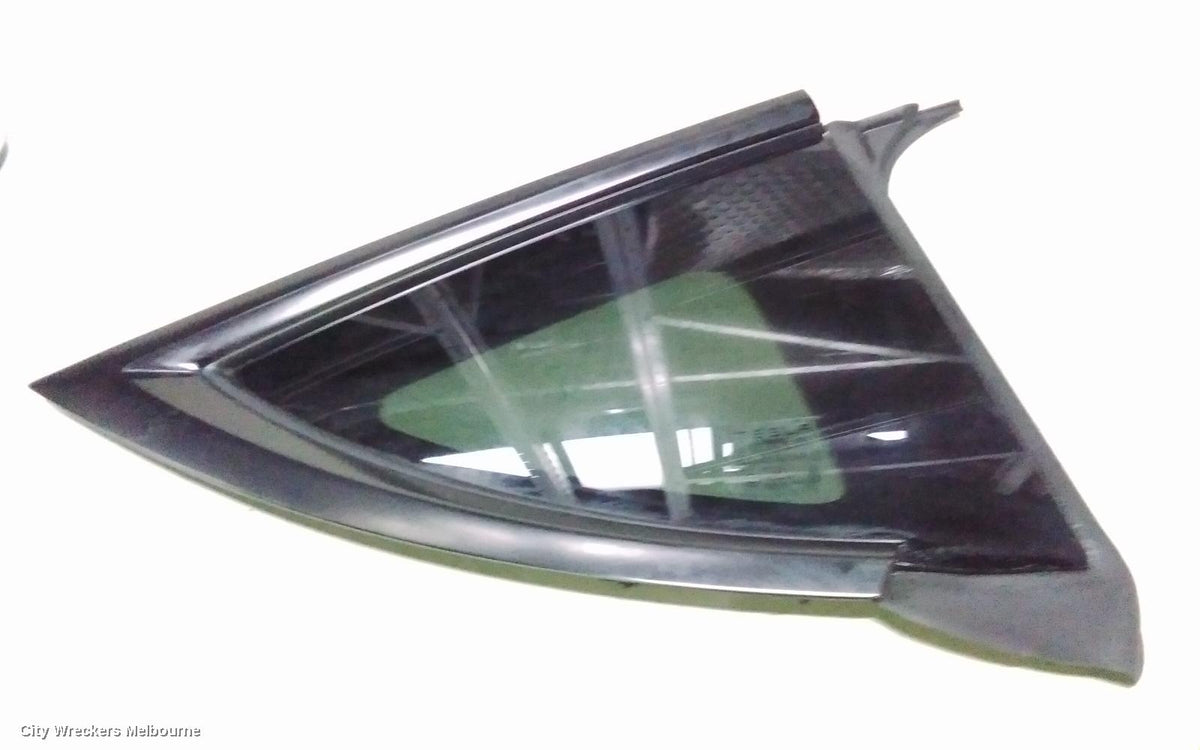 TESLA MODEL Y RIGHT REAR 1/4 DOOR GLASS, 1ST GEN, 03/2022 ONWARDS - Image 3