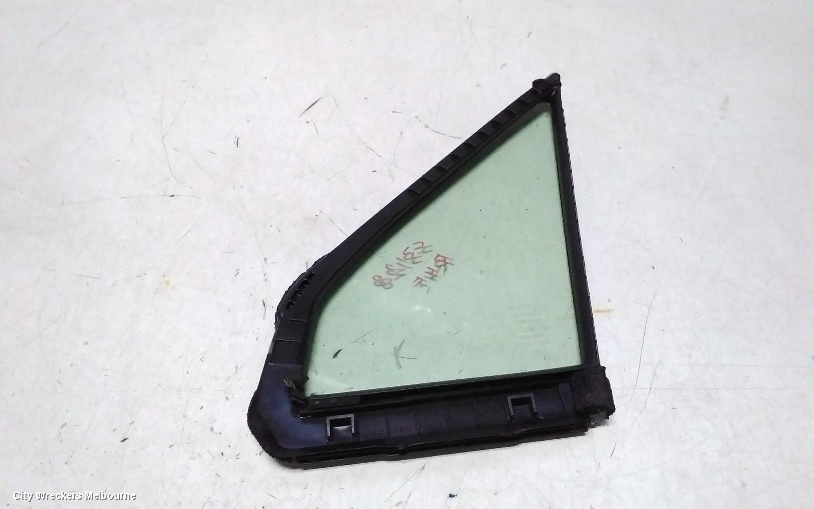 SUBARU FORESTER RIGHT FRONT 1/4 DOOR GLASS, SK, 08/2018 - 11/2024 - Image 3