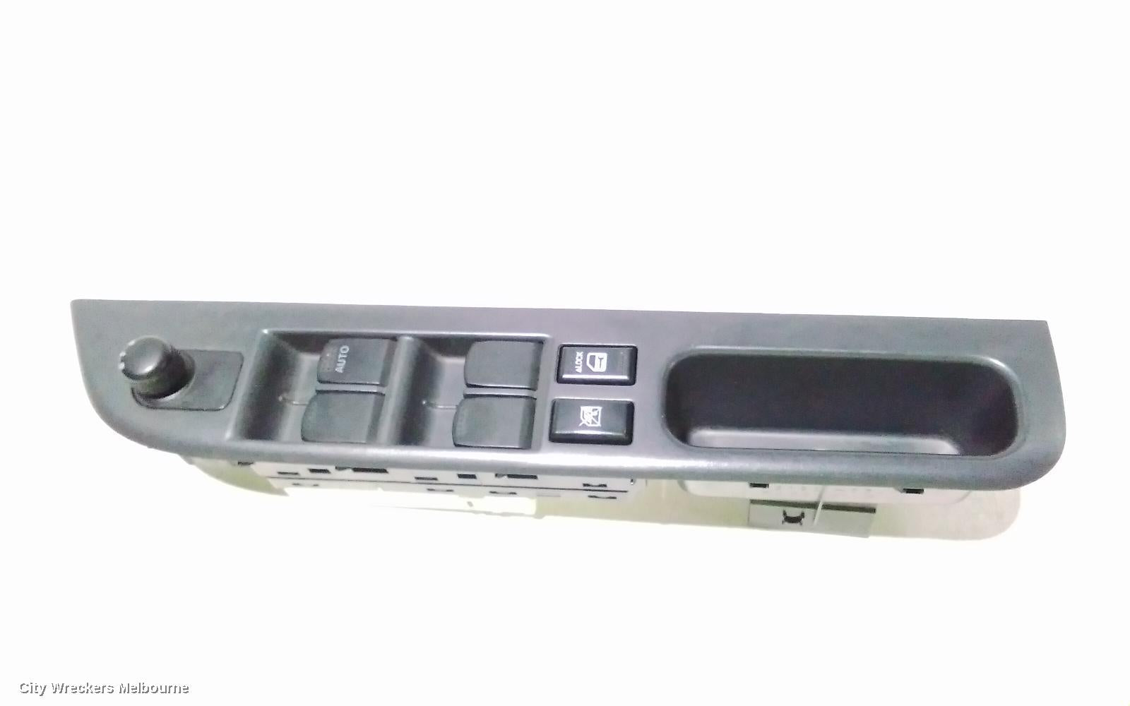 SUZUKI SWIFT PWR DR WIND SWITCH, RH FRONT (MASTER SWITCH), RS415/RS416, 09/2004 - 02/2011 - Image 1