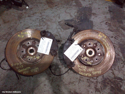 ALFA ROMEO GIULIETTA LEFT FRONT HUB ASSEMBLY, SUIT SINGLE SPOT CALIPER TYPE, 940 SERIES, 06/2011 ONWARDS - Image 2