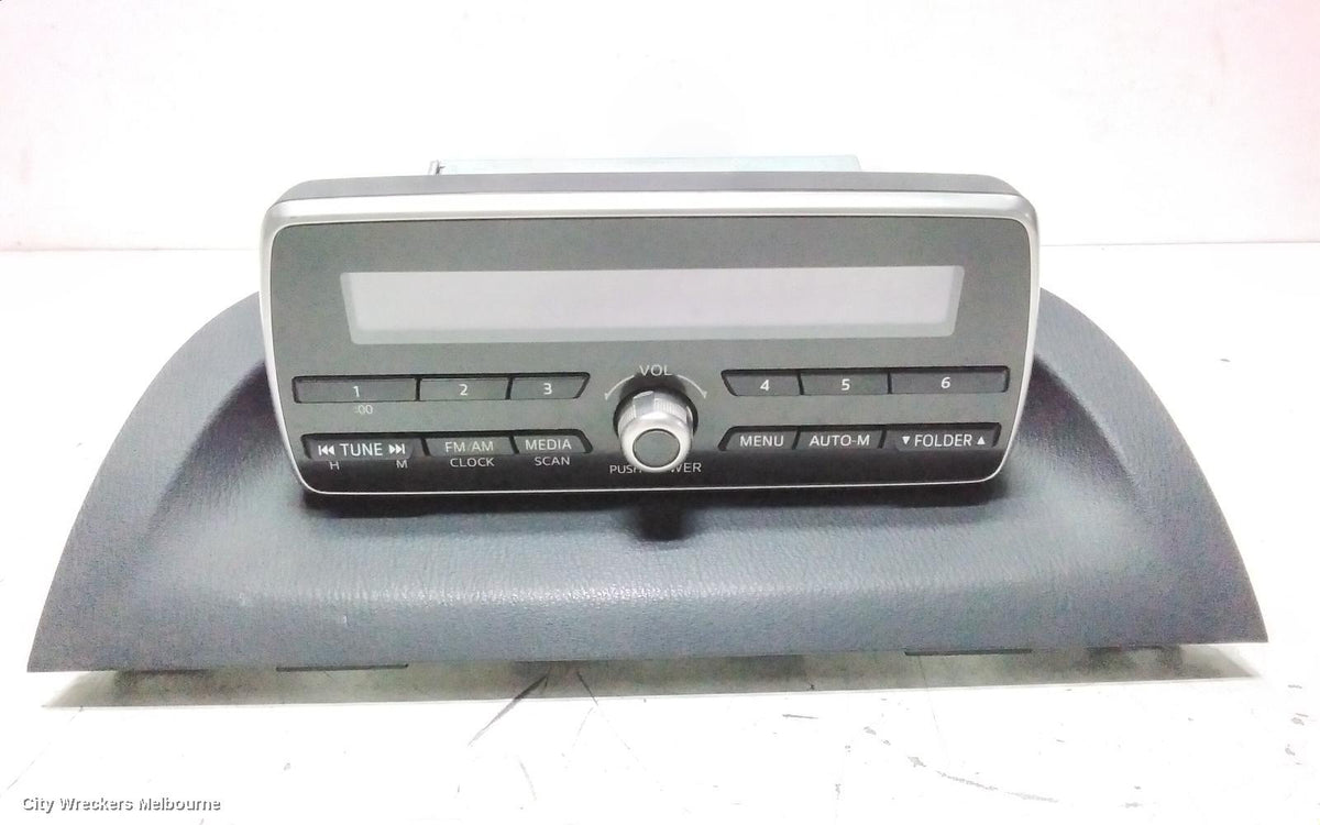 MAZDA 3 RADIO/CD/DVD/SAT/TV, DISPLAY UNIT, NON SAT NAV TYPE, BM-BN, 11/2013 - 02/2019 - Image 2