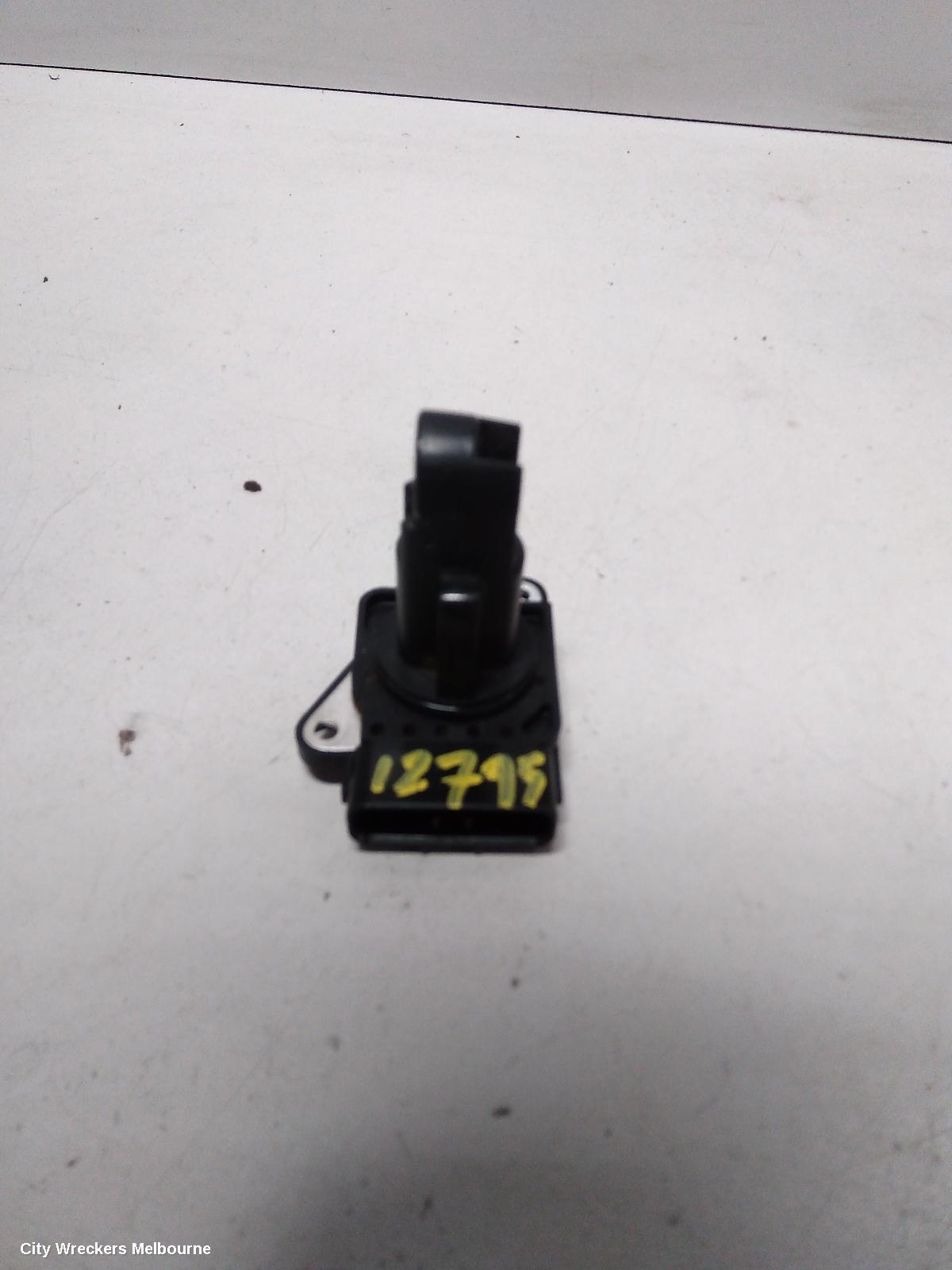 TOYOTA HILUX AIR FLOW METER, 2.7, PETROL, 03/2005 - 08/2015 - Image 1