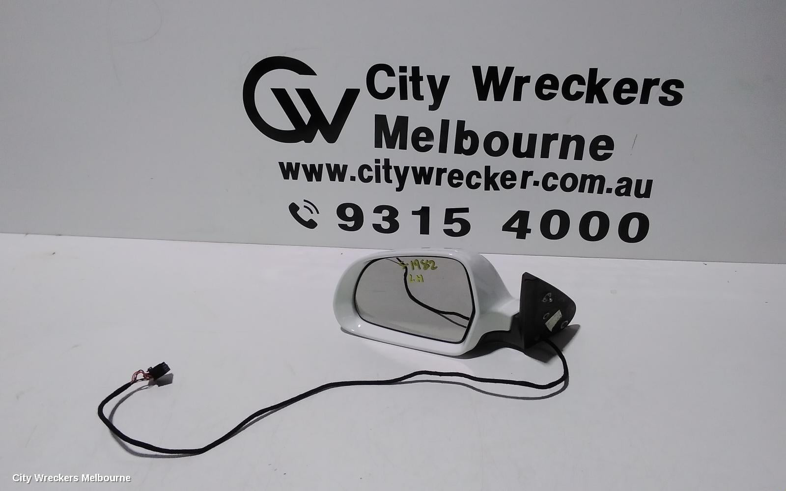 SKODA OCTAVIA LEFT DOOR MIRROR, 1Z, AMBIENTE/RS, MANUAL FOLD, NON SURROUND LIGHT TYPE (6XD), 02/2009 - 10/2013 - Image 1