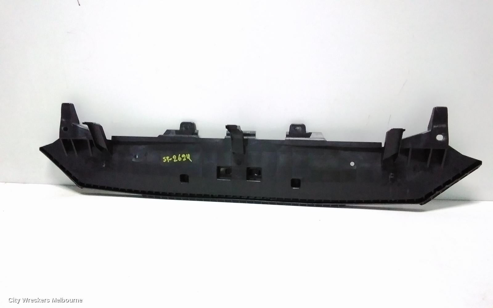 SUBARU XV, G4X, 08/2011 - 04/2017, UNDER BUMPER SPLASH TRAY: 117711 - Image 2