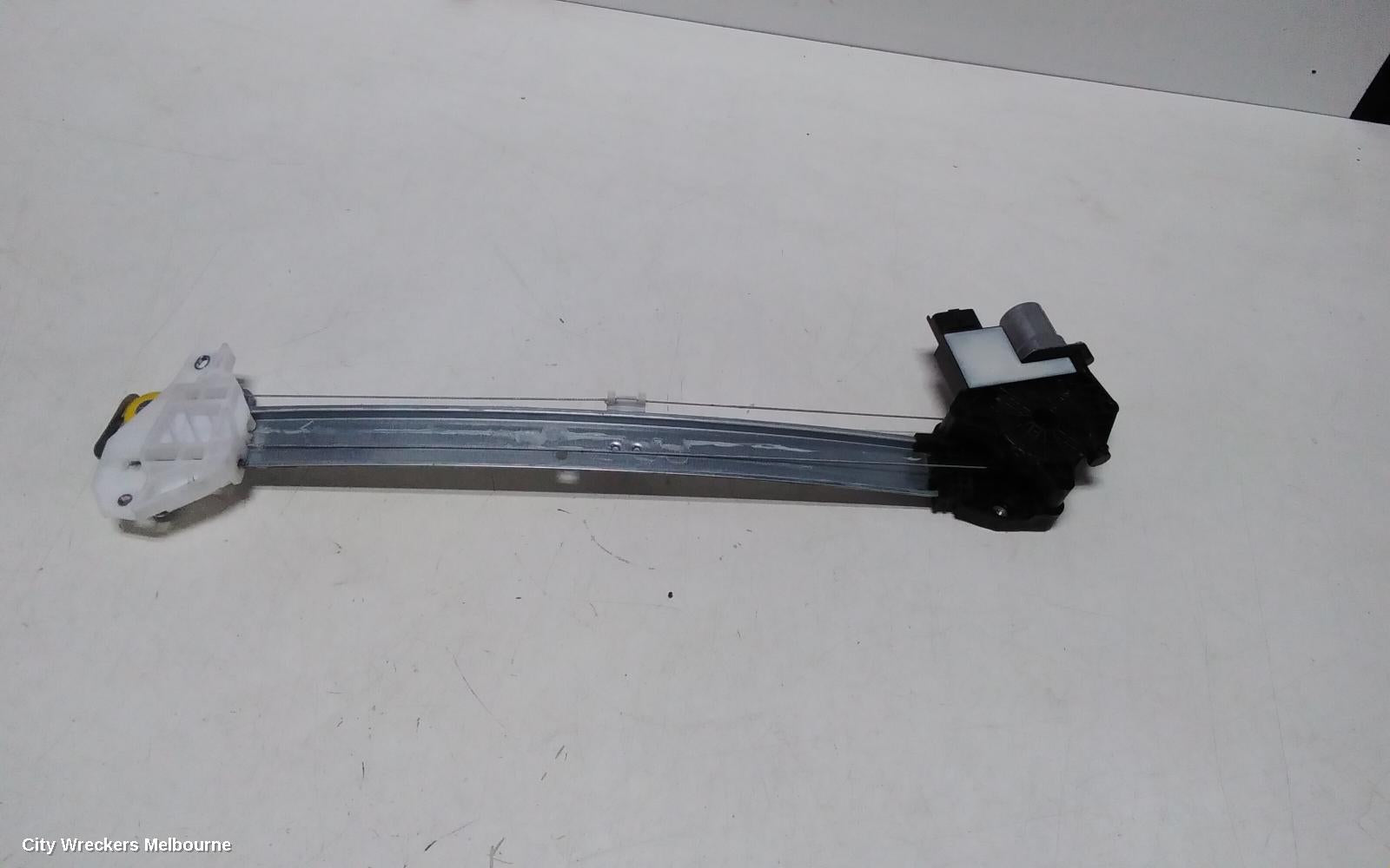 MITSUBISHI OUTLANDER RIGHT FRONT WINDOW REG/MOTOR, DOOR REG ASSY (REG AND MOTOR), ZM, 08/2021 ONWARDS - Image 3