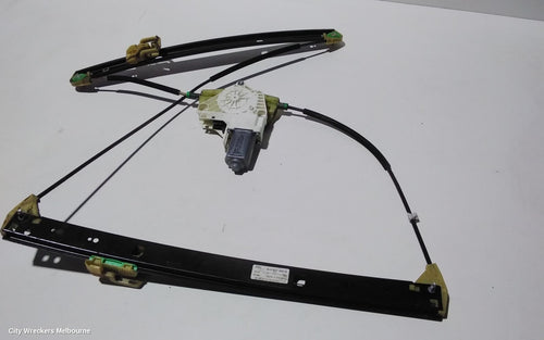 AUDI Q7 RIGHT FRONT WINDOW REG/MOTOR, 4L, 09/2006 - 08/2015 - Image 1