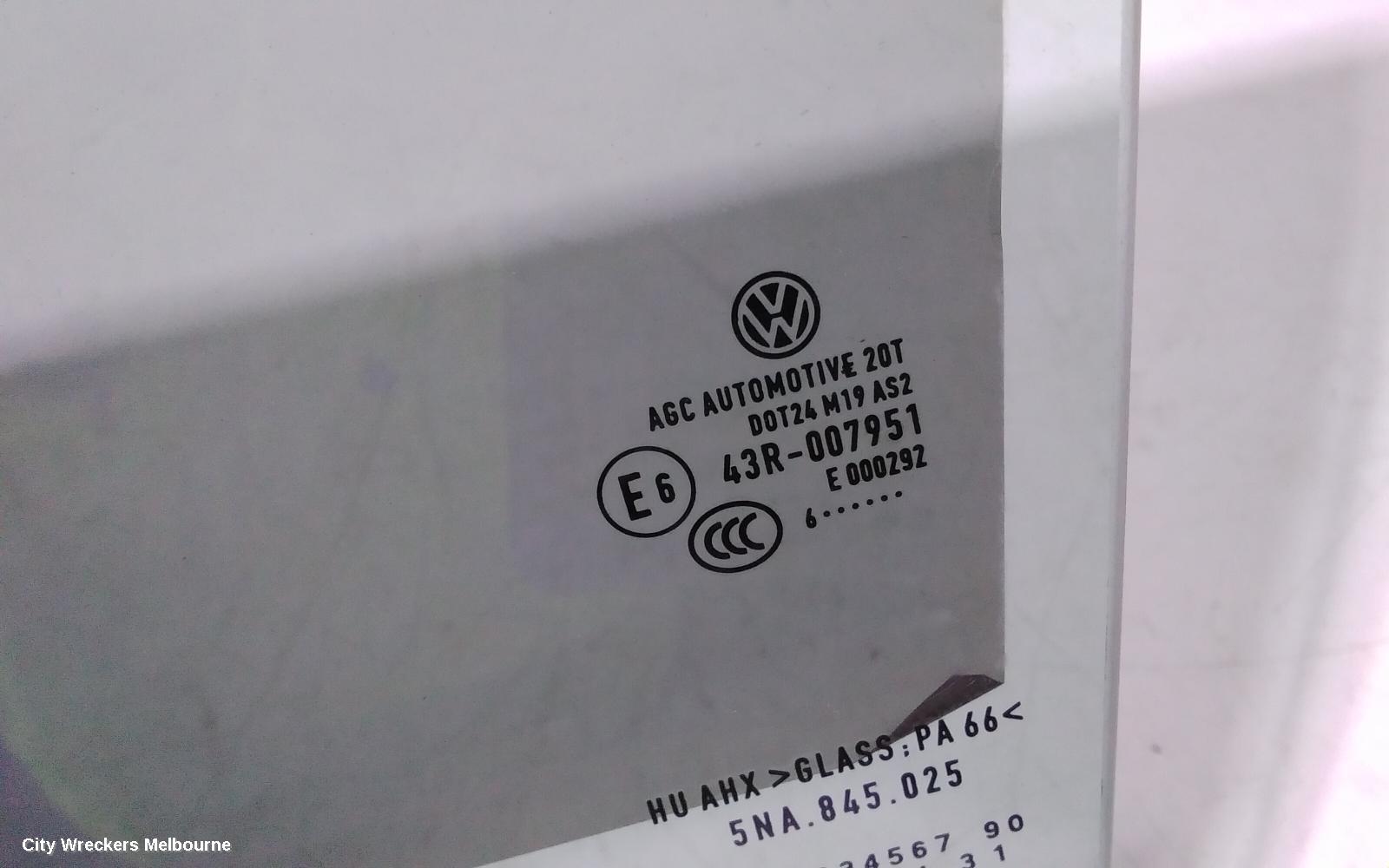 VOLKSWAGEN TIGUAN LEFT REAR DOOR WINDOW, 5NA, DARK TINT TYPE, 06/2016 ONWARDS - Image 3
