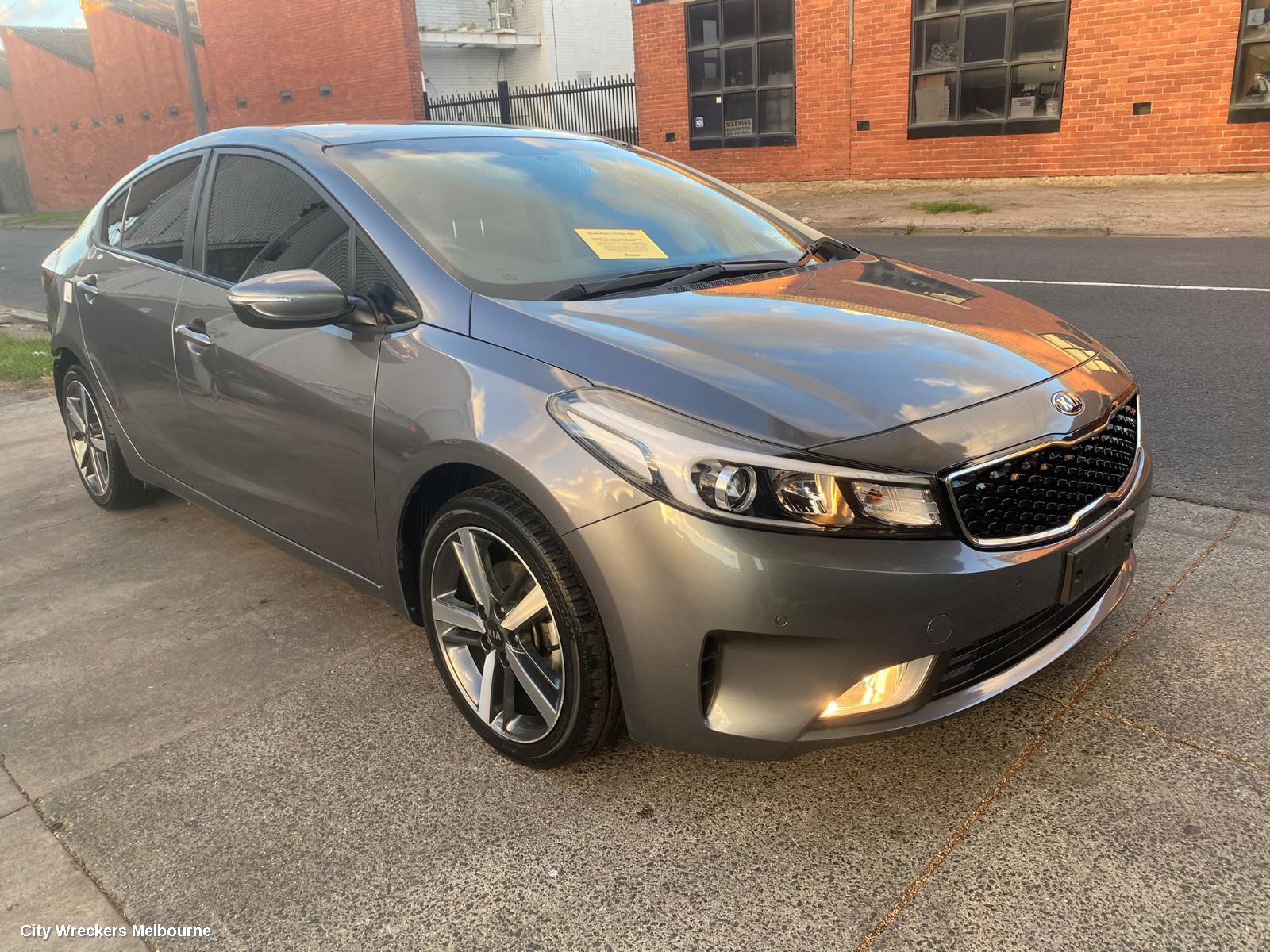 KIA CERATO BOOTLID/TAILGATE, BOOTLID, YD, SEDAN, SPOILER TYPE, 04/2013 - 05/2018 - Image 2