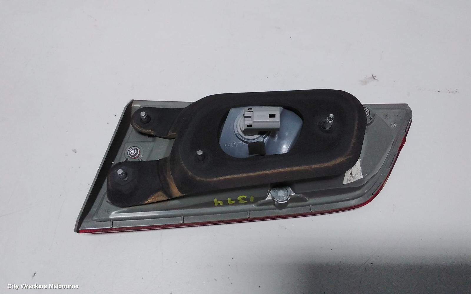 TOYOTA CAMRY REAR GARNISH, BOOTLID LAMP (LH SIDE), ASV50, 12/2011 - 05/2015 - Image 3