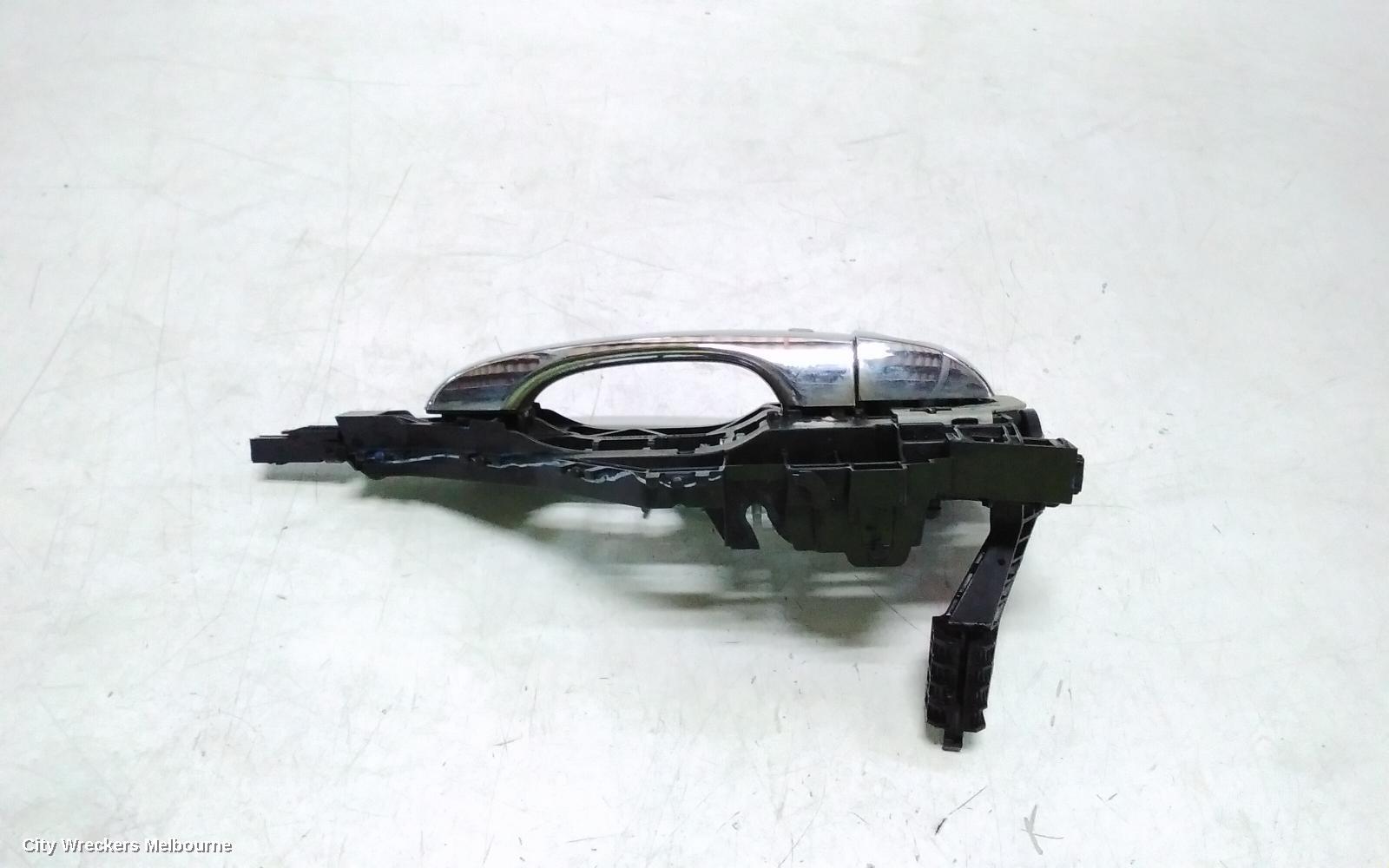 DODGE JOURNEY DOOR HANDLE, LH FRONT, OUTER, CHROME, JC, 08/2011 - 12/2016 - Image 3