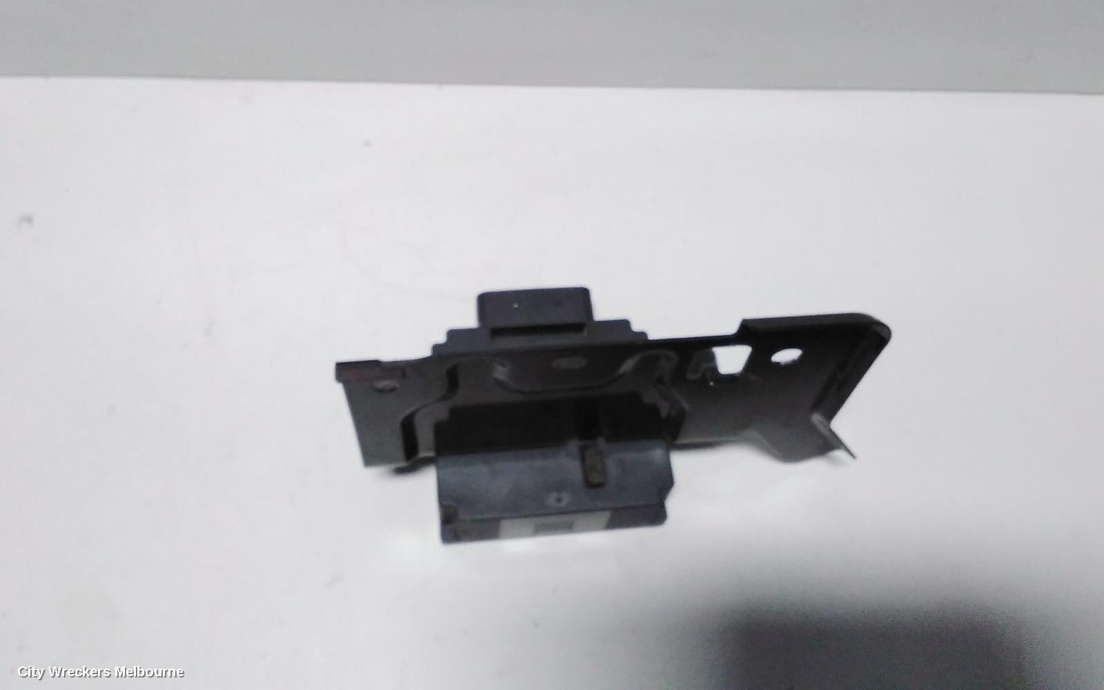 MAZDA CX3, DK, 03/2015 ONWARDS, DC CONVERTER MODULE: 70335 - Image 3
