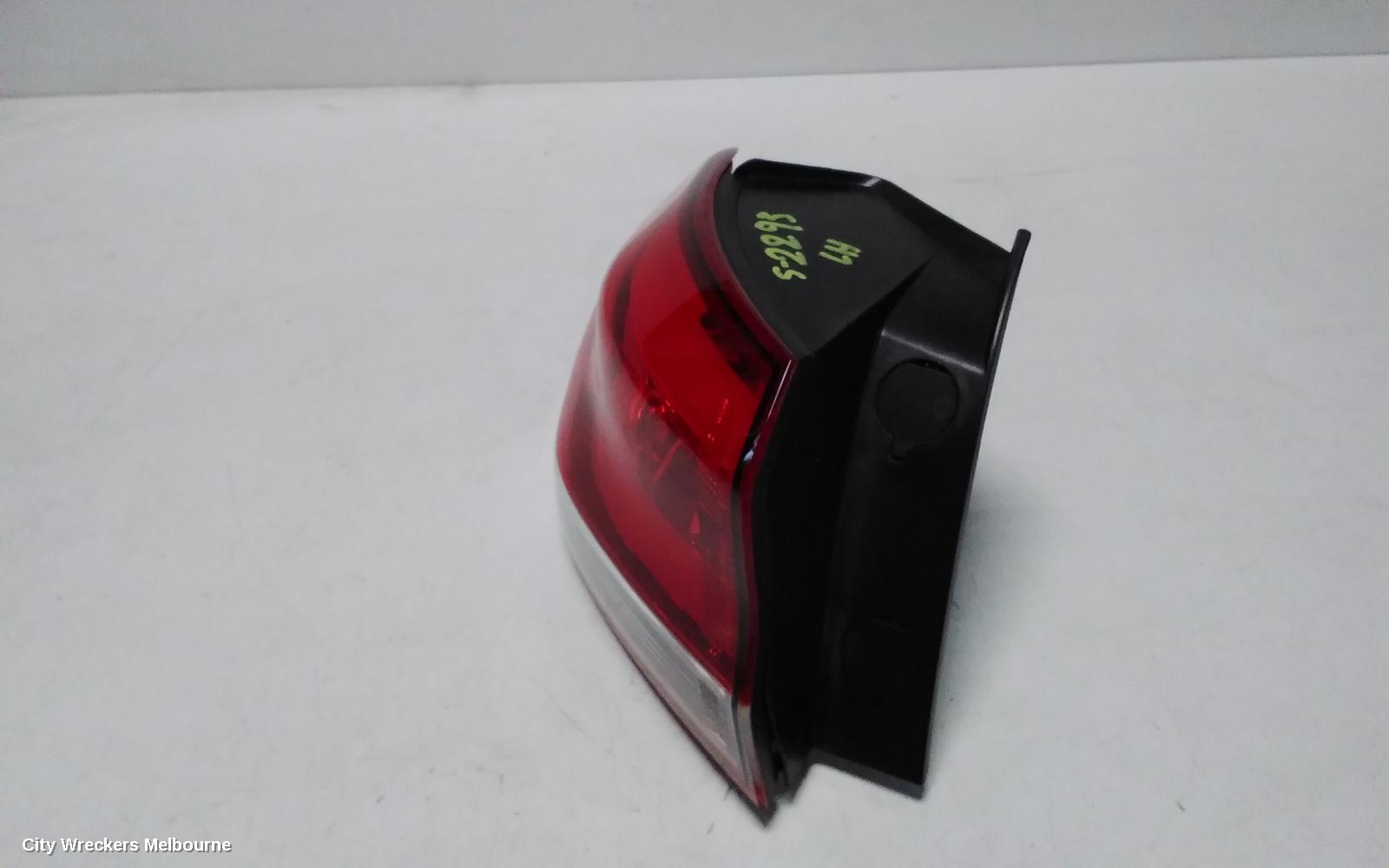 HYUNDAI I30 LEFT TAILLIGHT, IN BODY, PD, LED TYPE, HATCH (S.KOREA VIN KMHH), GO/ACTIVE/ELITE/SR, 03/2017 - 12/2023 - Image 3