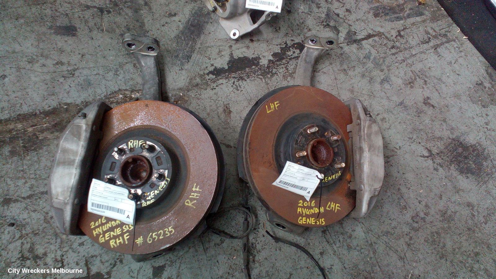 HYUNDAI GENESIS RIGHT FRONT HUB ASSEMBLY, DH, 11/2014 - 01/2018 - Image 3