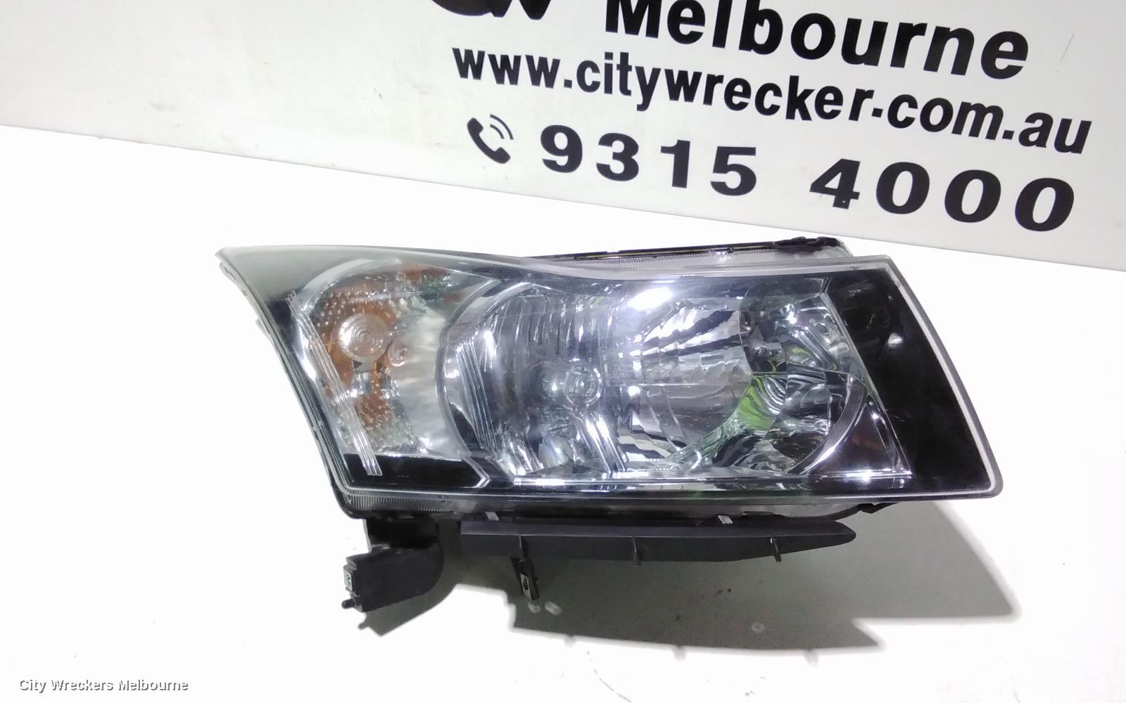 HOLDEN CRUZE RIGHT HEADLAMP, JG, 03/2009 - 02/2011 - Image 2