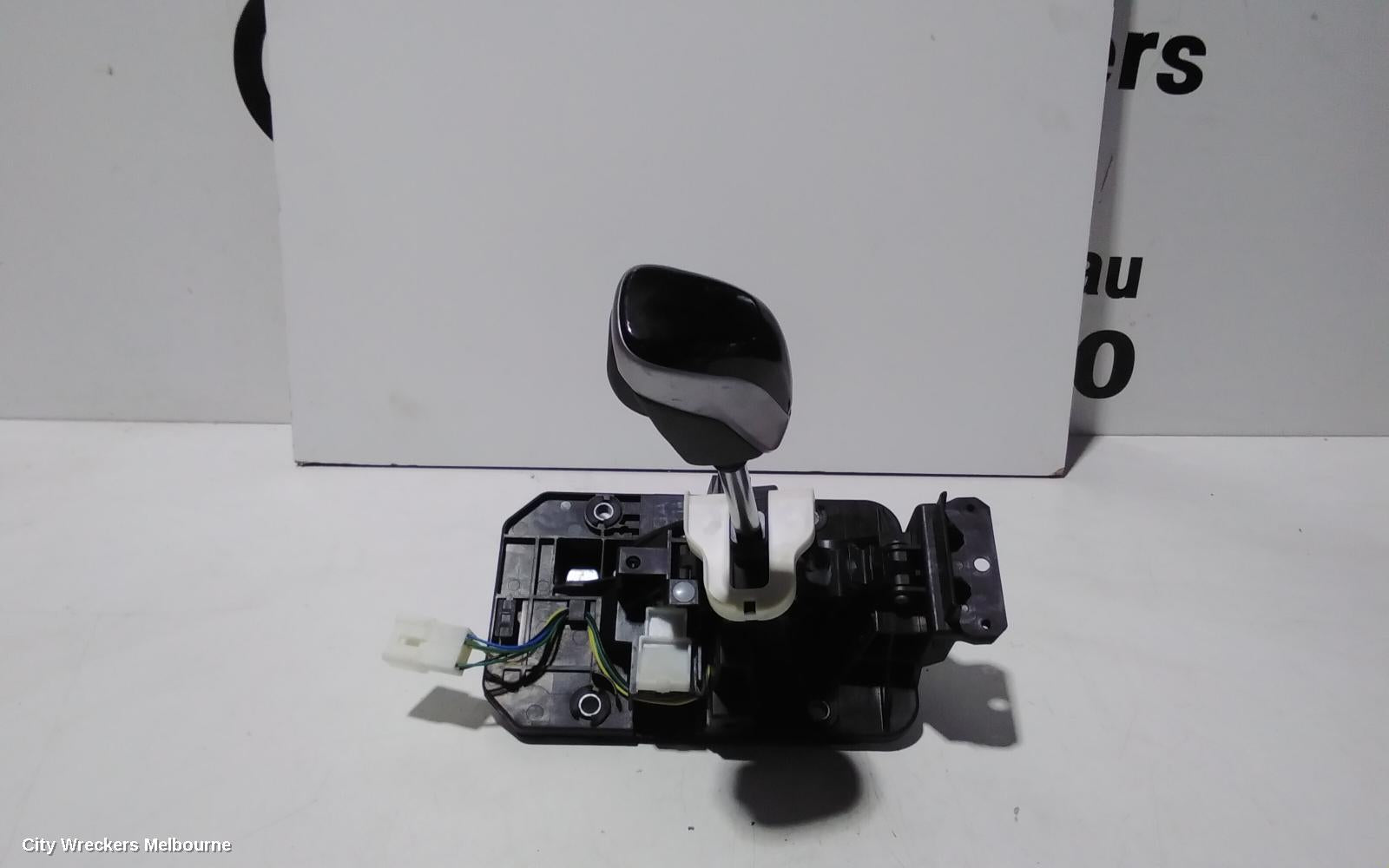 SUBARU XV GEAR STICK/SHIFTER, G5X, 03/2017 - 06/2023 - Image 2