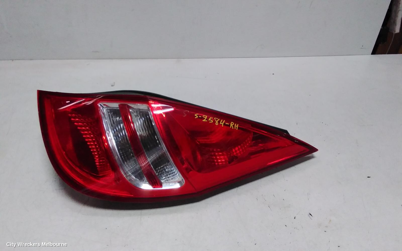 HYUNDAI I30 RIGHT TAILLIGHT, FD, HATCH, 09/2007 - 04/2012 - Image 1