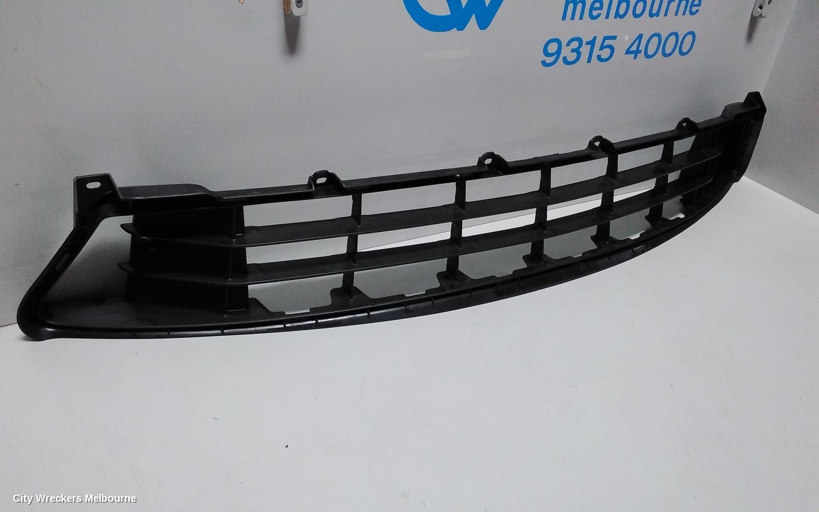 TOYOTA TARAGO GRILLE, BUMPER GRILLE, ACR50R, 12/2008 - 06/2020 - Image 3