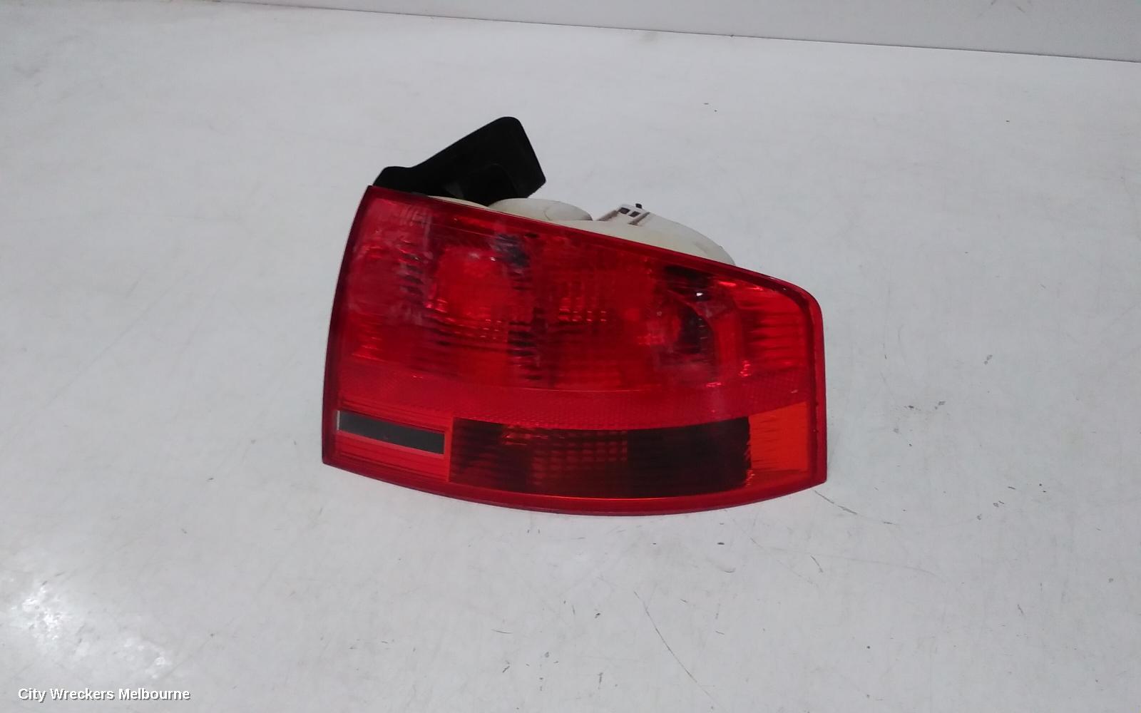 AUDI A4 RIGHT TAILLIGHT, B7 (A4/S4/RS4), SEDAN, 08/2004 - 06/2008 - Image 3