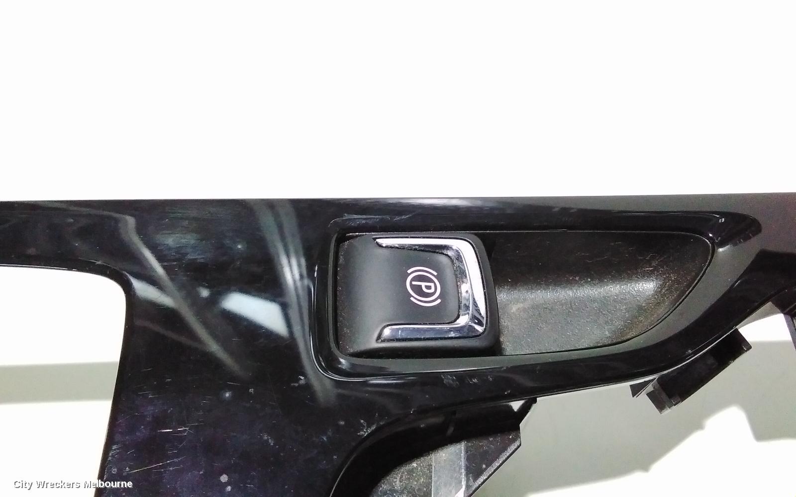 HOLDEN COMMODORE GEAR STICK/SHIFTER, ZB, 10/2017 - 12/2020 - Image 2