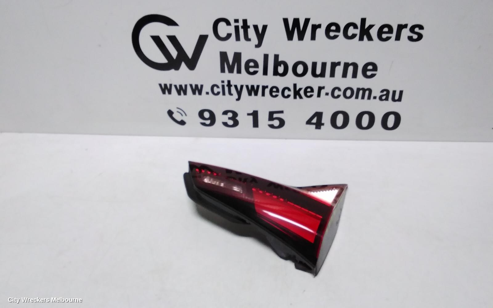 HONDA HRV REAR GARNISH, TAILGATE LAMP (LH SIDE), RU5, VTI-S/VTI-L, OPTICAL GUIDE TYPE, 12/2014 - 06/2018 - Image 1