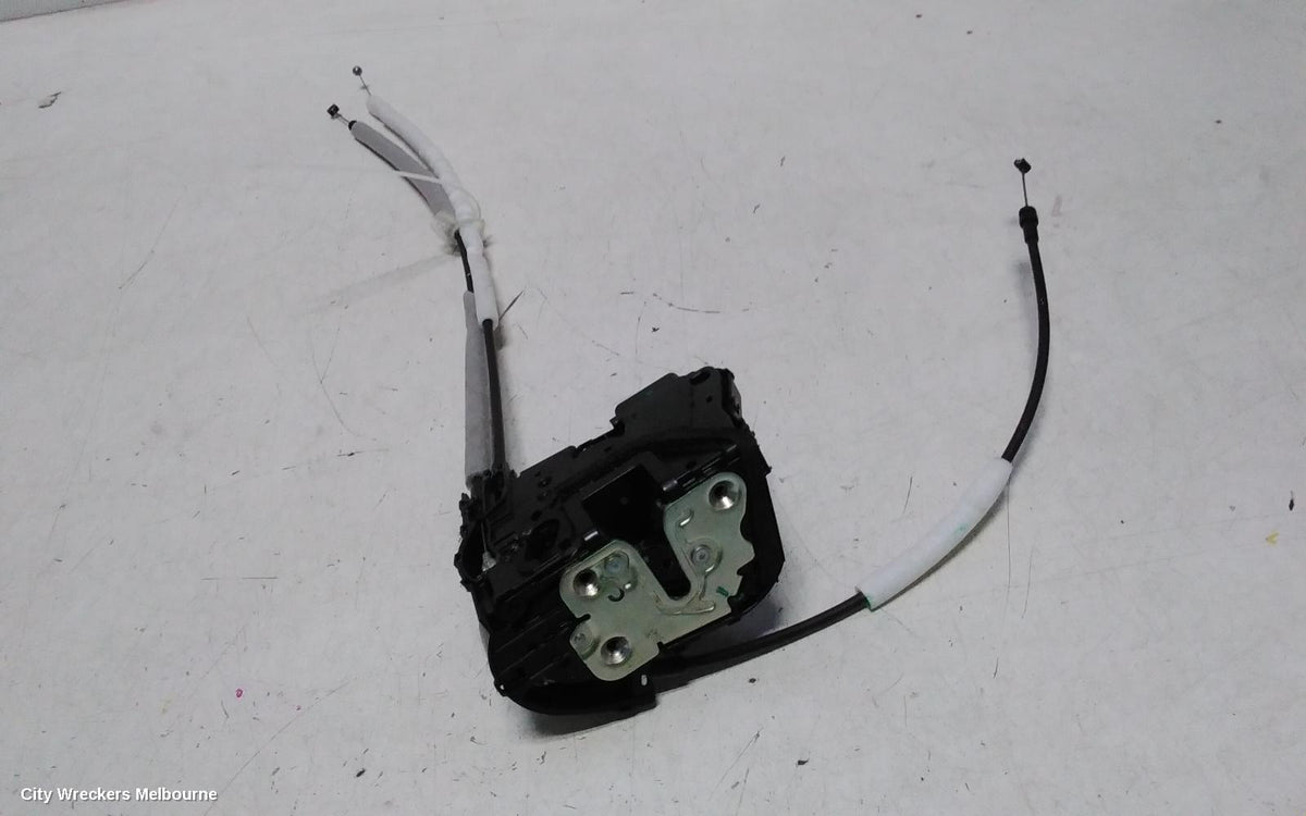 MAHINDRA XUV700 DOOR/BOOT/GATE LOCK, W601, RIGHT REAR DOOR LOCK, 01/2023 ONWARDS - Image 3