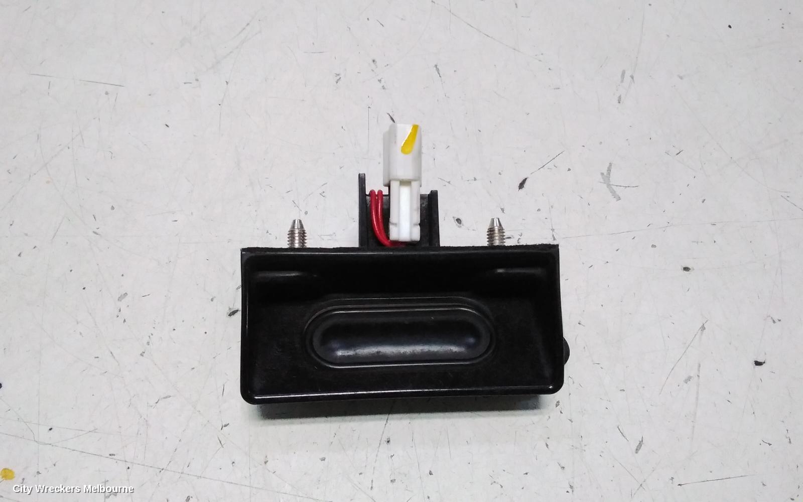 HONDA ODYSSEY TAILGATE HANDLE, RC1, SWITCH, 02/2014 - 03/2022 - Image 2