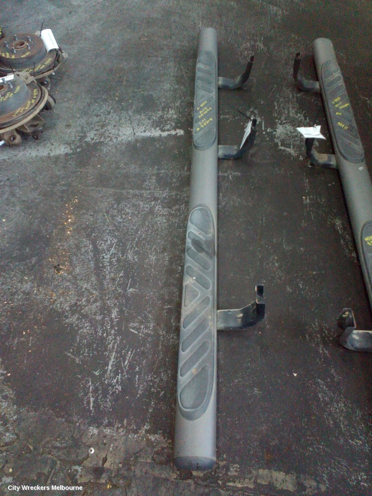 NISSAN NAVARA SIDE STEP/SKIRT, D40 (VIN VSK), LH SIDE, FACTORY, DUAL CAB, 09/2005 - 08/2015 - Image 1