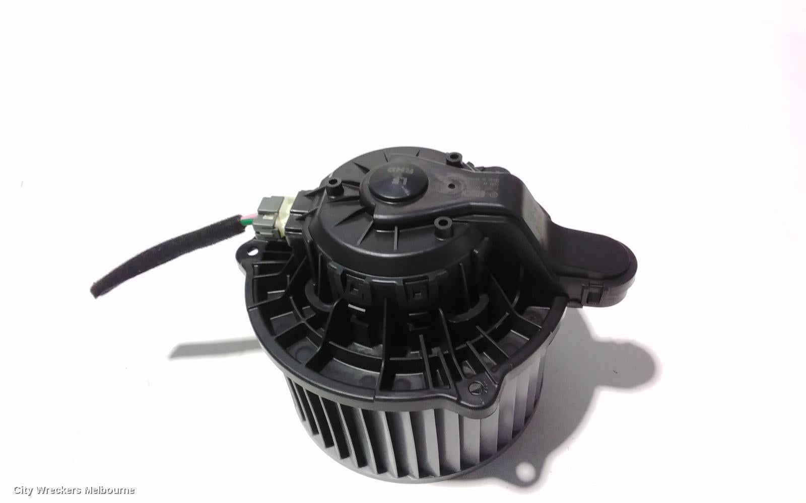HYUNDAI SONATA HEATER FAN MOTOR, CLIMATE CONTROL TYPE, LF, 10/2014 - 01/2020 - Image 1