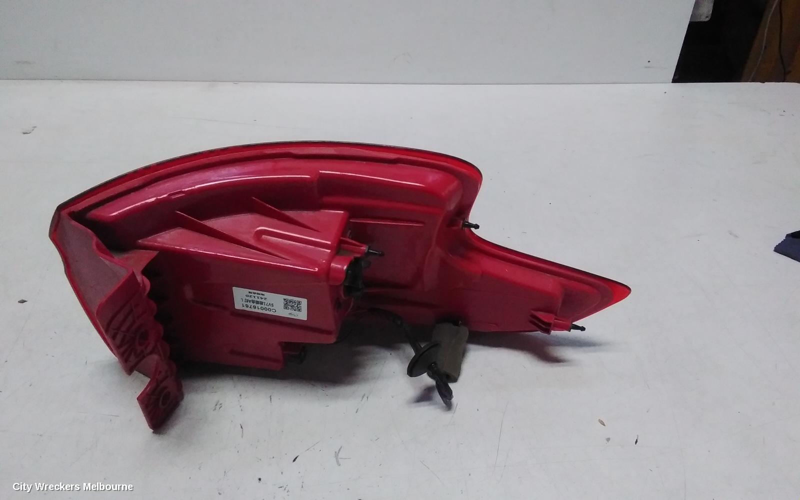 LDV G10 LEFT TAILLIGHT, SV7C, IN BODY, W/ HALOGEN TYPE, TAILGATE, VAN, 04/2015 ONWARDS - Image 3