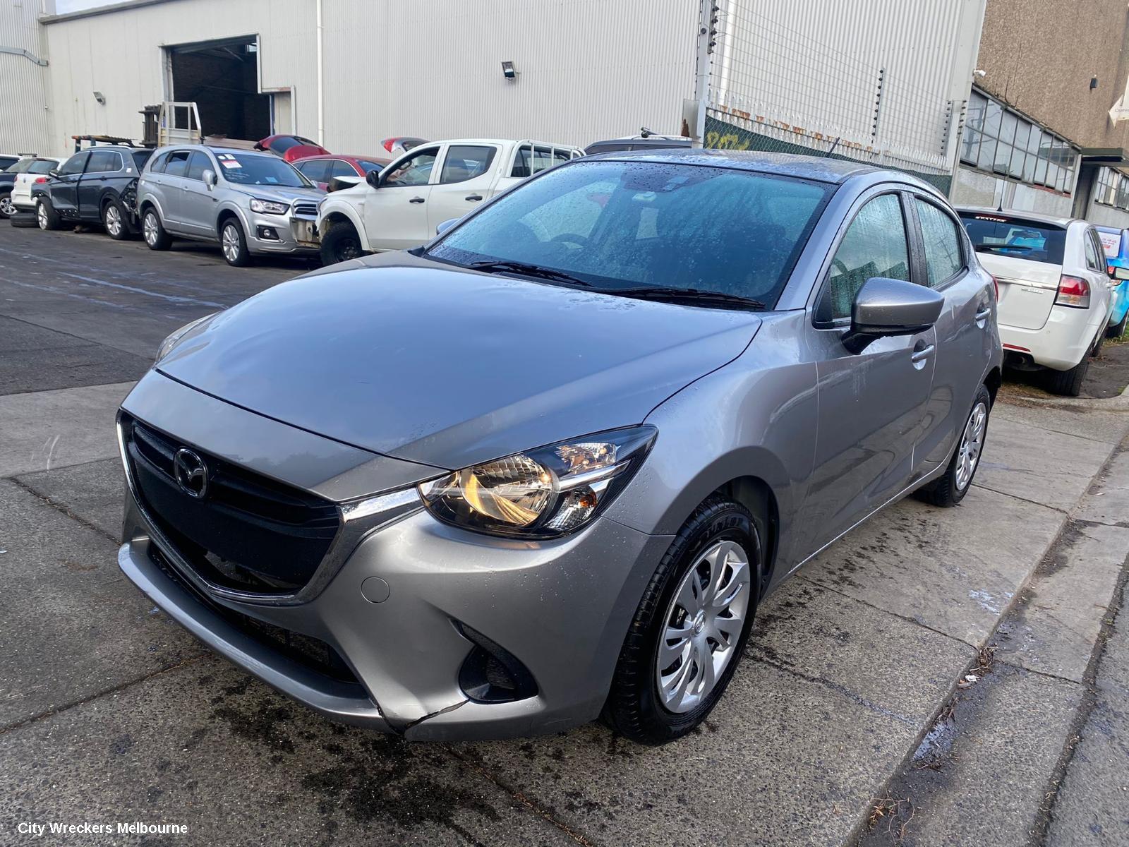 MAZDA 2 RADIO/CD/DVD/SAT/TV, DISPLAY UNIT, NON SAT NAV TYPE, DJ/DL, 10/2014 ONWARDS - Image 2
