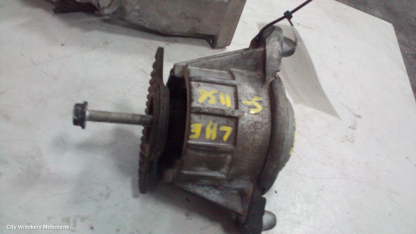MERCEDES C CLASS MOUNT, LH SIDE, PETROL, 1.8, S/CHARGED, W204, C180K, 271.952 CODE, 07/2007 - 12/2009 - Image 2