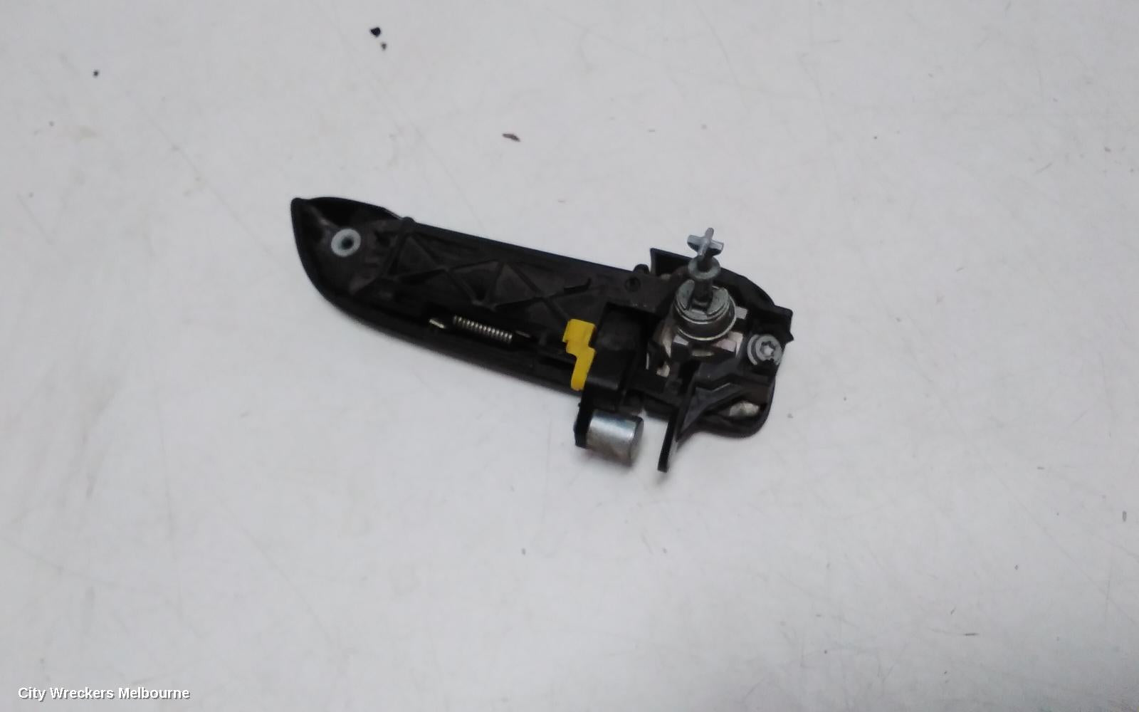 TOYOTA HIACE DOOR HANDLE, OUTER, LH FRONT, TRH/KDH, 03/2005 - 04/2019 - Image 2