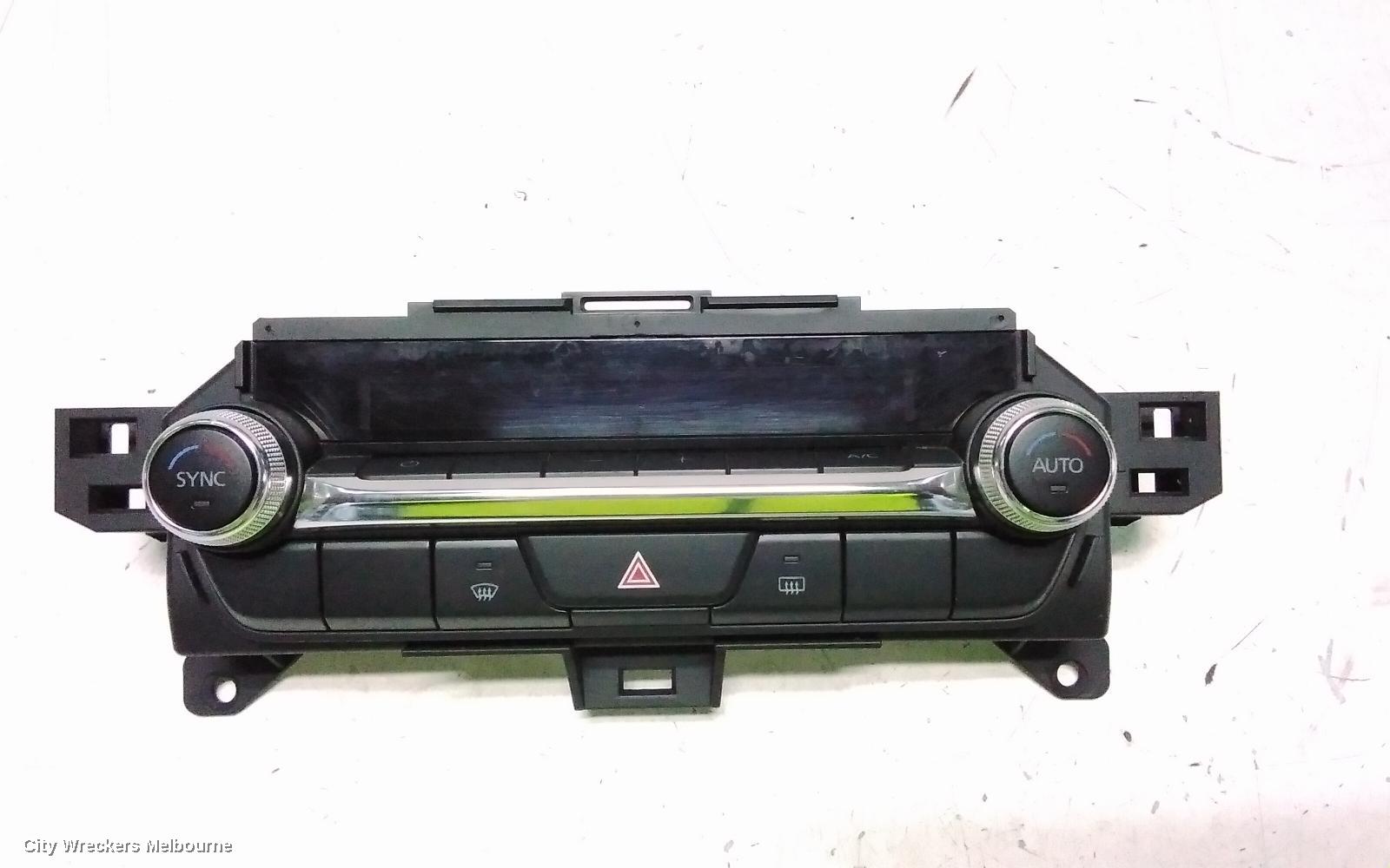MAZDA 3 HEATER/AC CONTROLS, DUAL ZONE CLIMATE TYPE, BP, 03/2019 ONWARDS - Image 2