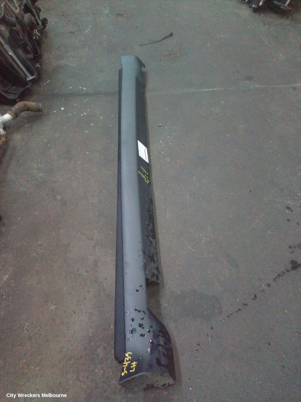 JEEP CHEROKEE SIDE STEP/SKIRT, KL, LH SIDE, 02/2014 ONWARDS - Image 1