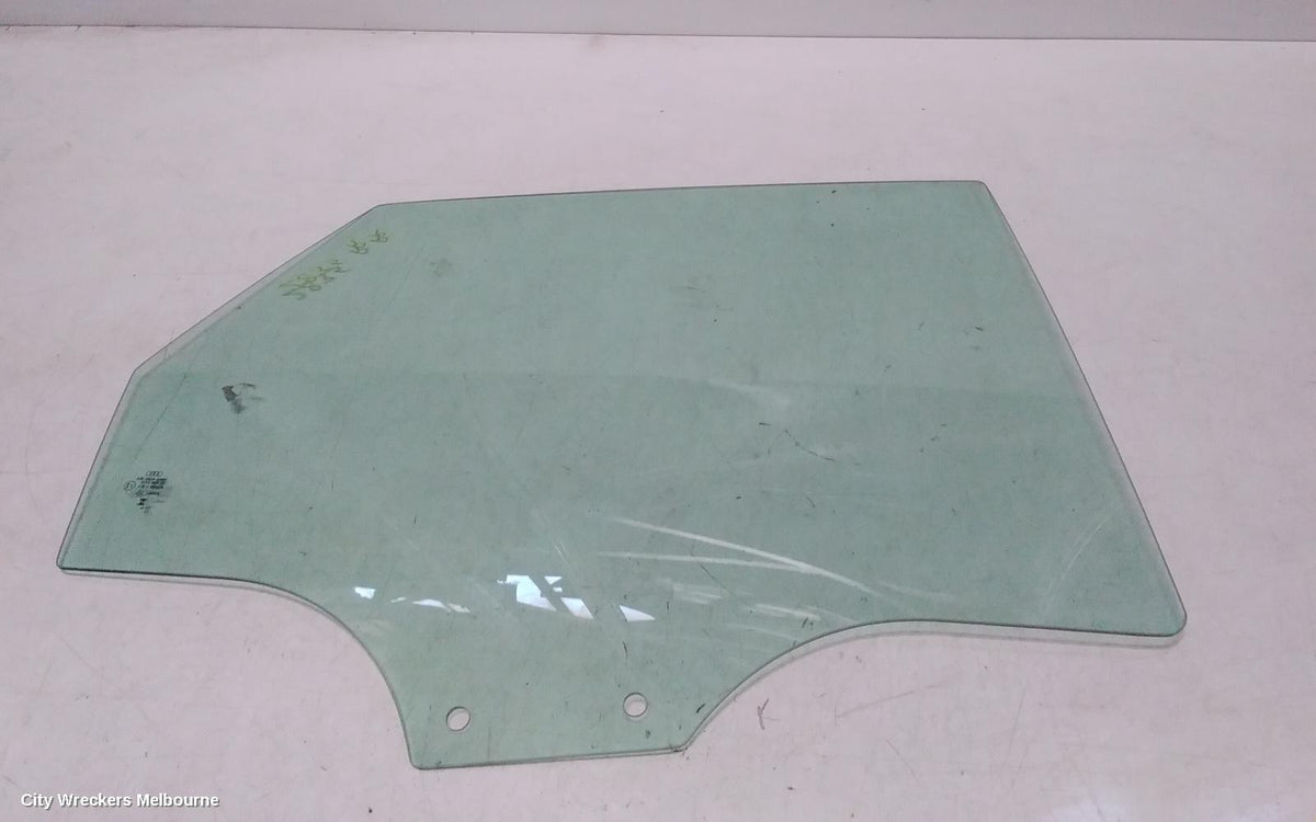 AUDI Q5 RIGHT REAR DOOR WINDOW, FY, GREEN TINT TYPE, 09/2020 - 02/2025 - Image 2