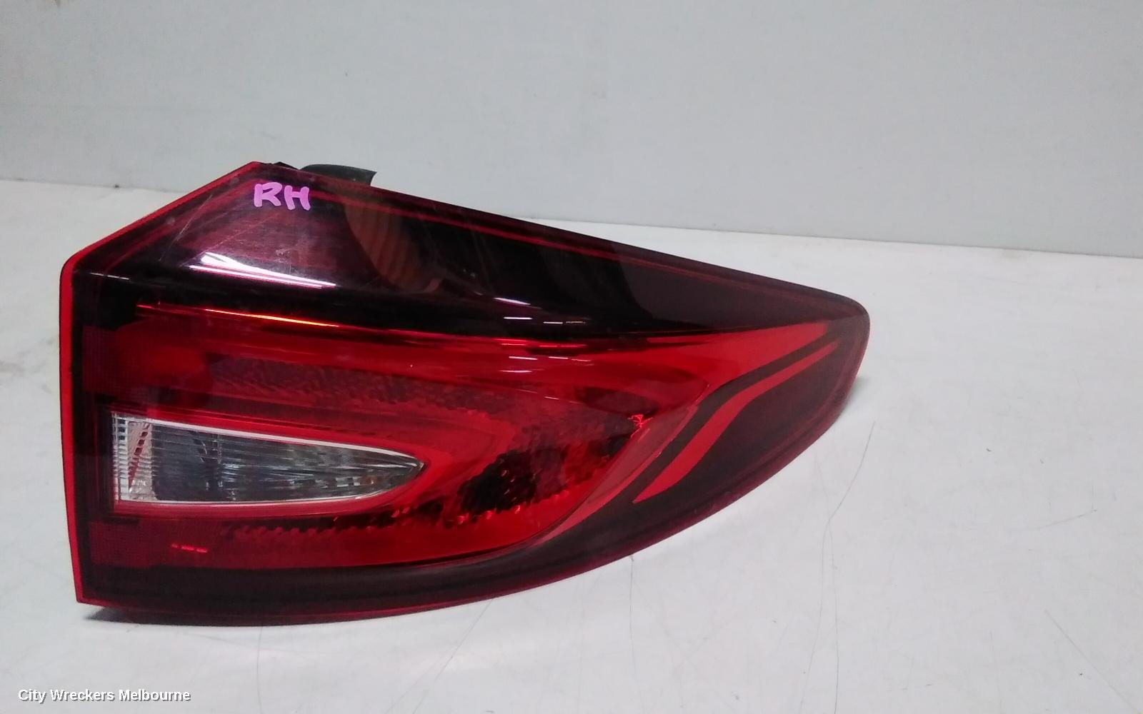 MG GS RIGHT TAILLIGHT, IN BODY, SAS2, 09/2016 - 08/2019 - Image 3