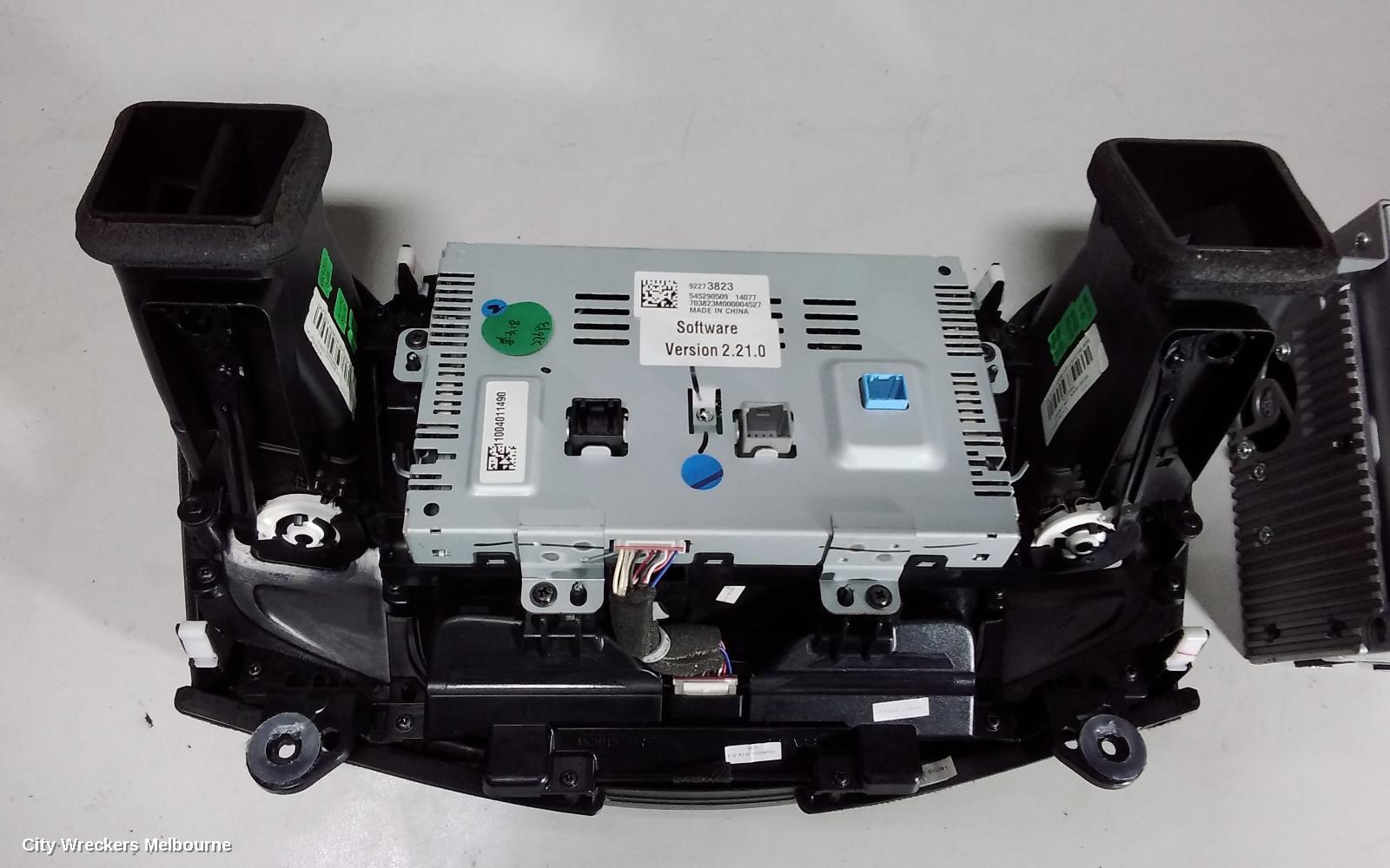 HOLDEN COMMODORE HEATER/AC CONTROLS, VF, 05/2013 - 12/2017 - Image 3