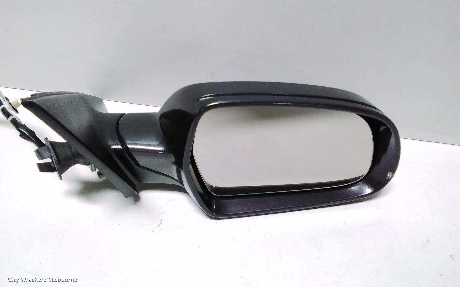 AUDI A4 RIGHT DOOR MIRROR, B8 8K, A4, MANUAL FOLD, NO LANE CHANGE ASSIST TYPE, 1 PLUG (6 WIRE), 02/2008 - 05/2009 - Image 2