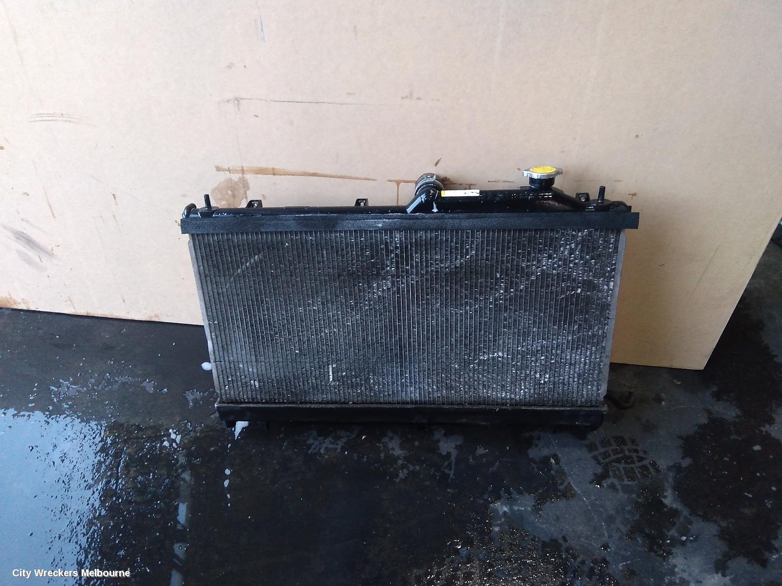 SUBARU FORESTER RADIATOR, AUTO, 2.5, EJ25, NON TURBO, 06/2005 - 02/2008 - Image 3