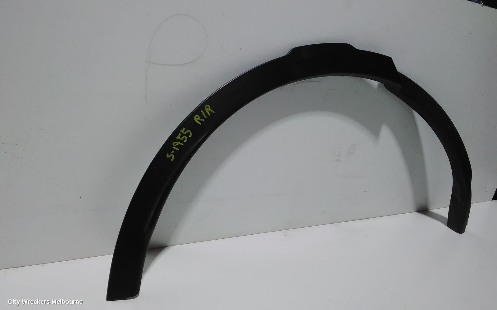 LAND ROVER DISCOVERY SPORT WHEEL ARCH FLARE, L550, RH REAR, BLACK, 01/2015 ONWARDS - Image 2