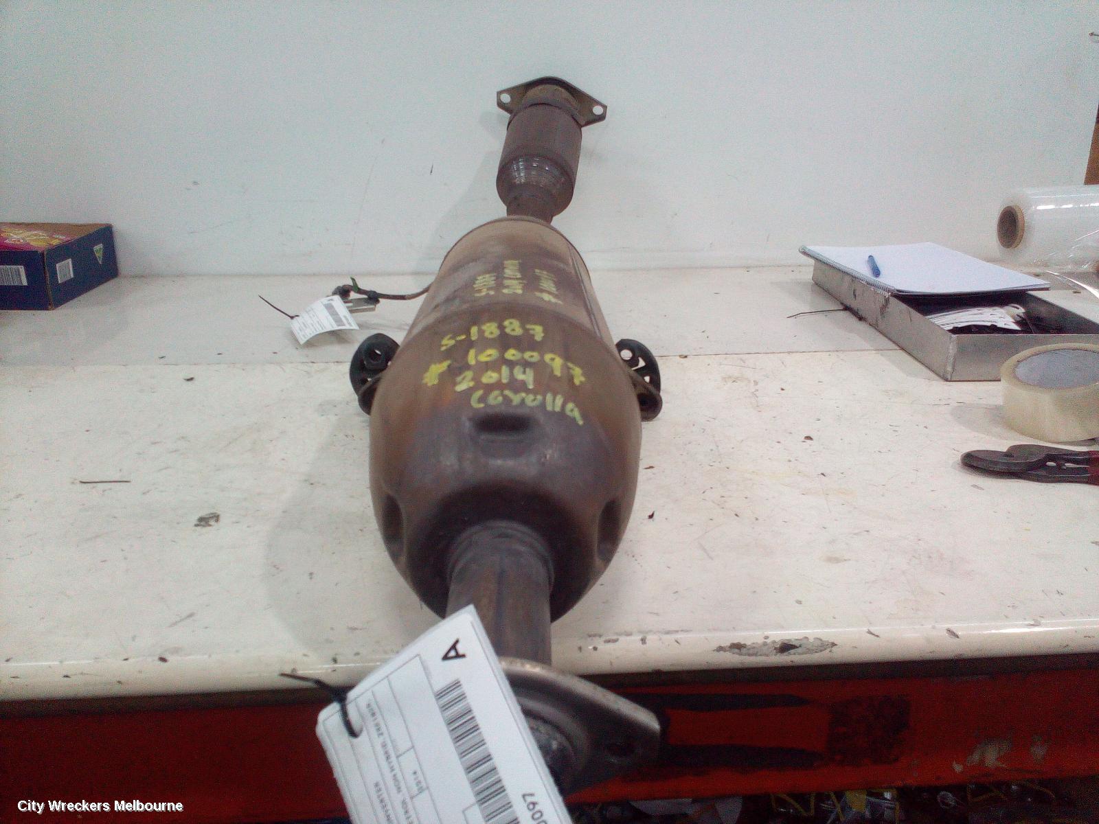 TOYOTA COROLLA CATALYTIC CONVERTER, UNDER CAR-CAT TYPE, 1.8, PETROL, NON HYBRID, ZRE182R, 10/2012 - 06/2018 - Image 1