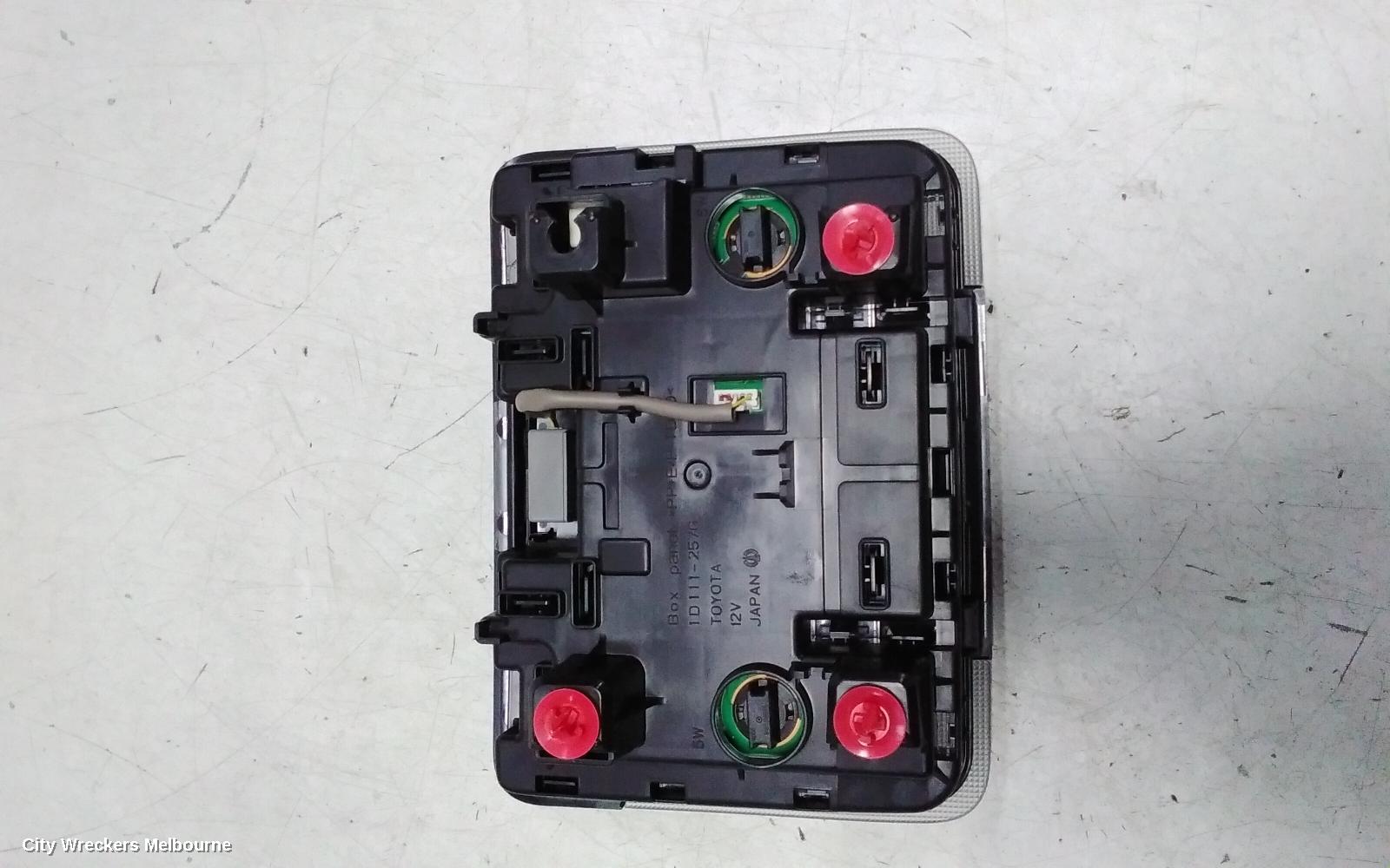 TOYOTA COROLLA COURTESY LIGHT, E210, FRONT, 07/2018 ONWARDS - Image 3