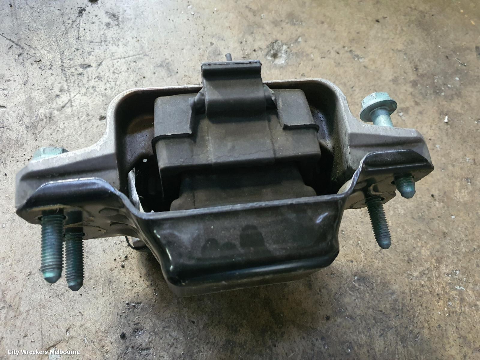 VOLKSWAGEN GOLF MOUNT, GEN 5 06/2004 - 02/2009 - Image 2