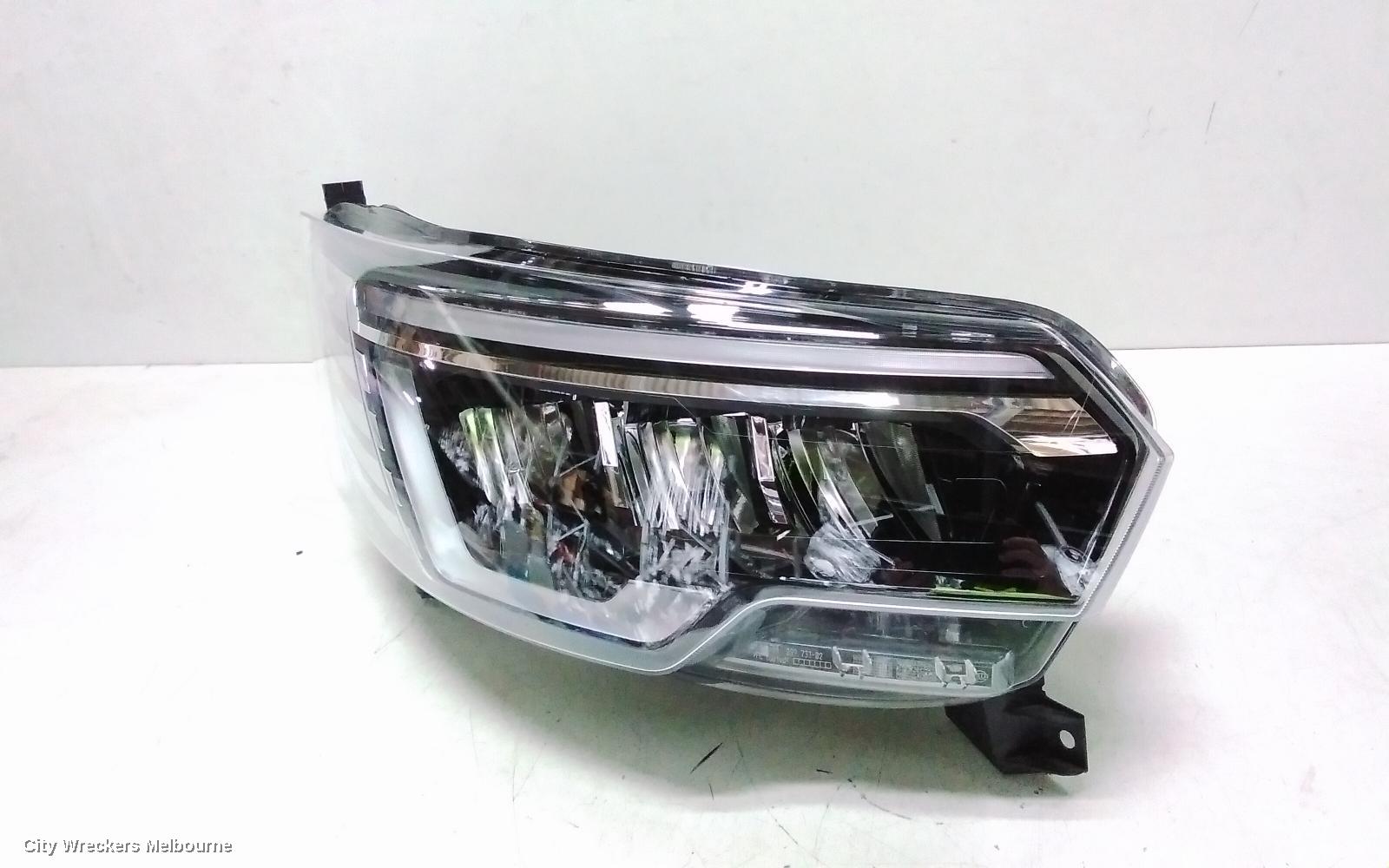 RENAULT TRAFIC RIGHT HEADLAMP, X82, W/ LED, ADAPTIVE TYPE, 01/2022 ONWARDS - Image 3